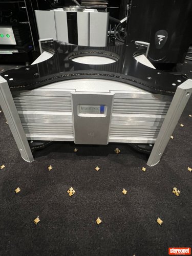 IsoTek SuperTitan Power Conditioner