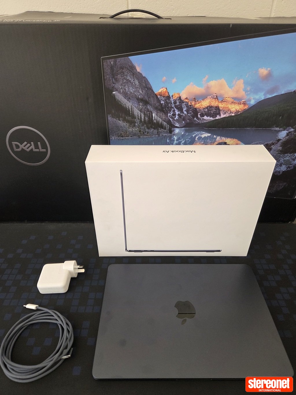 Apple MacBook Air 13" M4 16/256GB Midnight Black *As New* Laptop