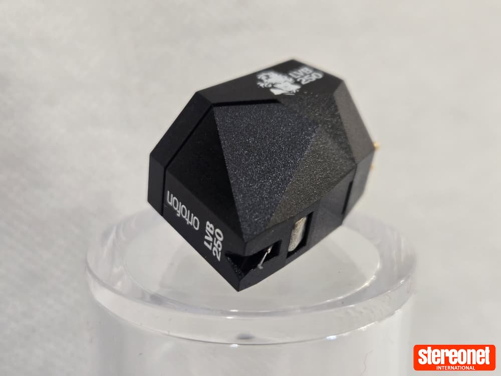 Ortofon 2MR Black LVB 250 Phono Cartridge (MM)