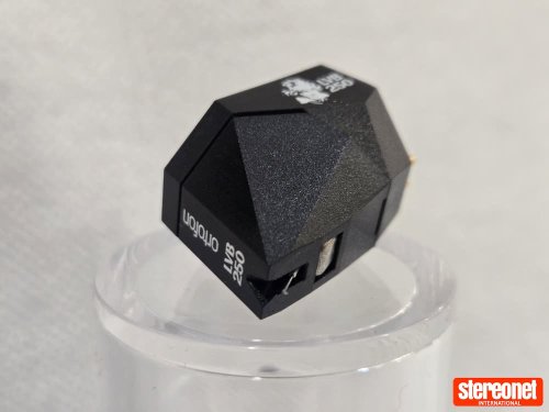 Ortofon 2MR Black LVB 250 Phono Cartridge (MM)