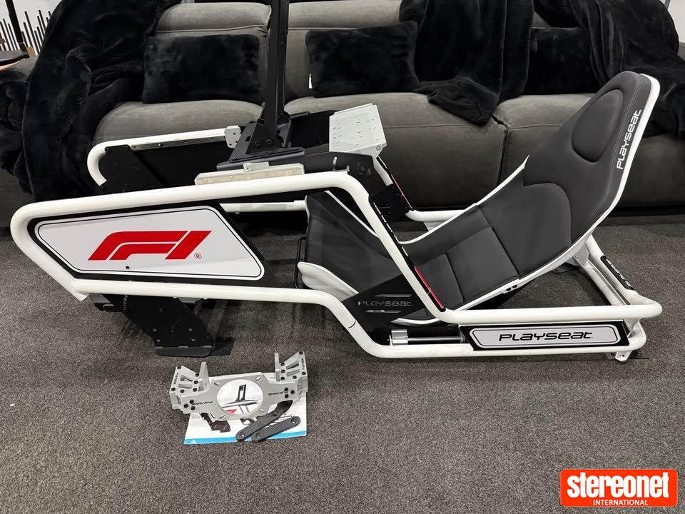 Playseat F1 Intelligence Sim Racing Cockpit