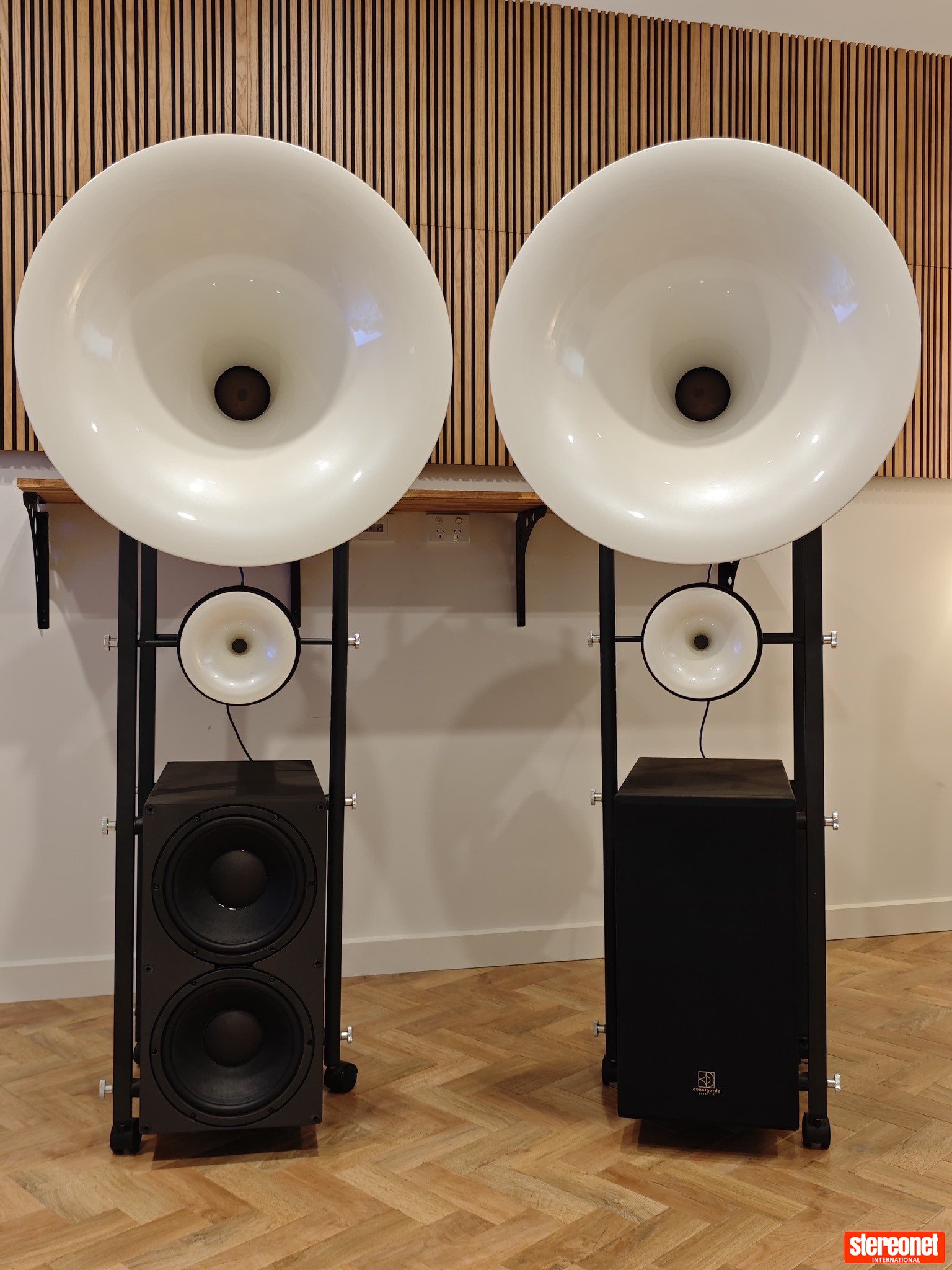 Avantgarde Acoustic Duo Floorstanding Loudspeakers