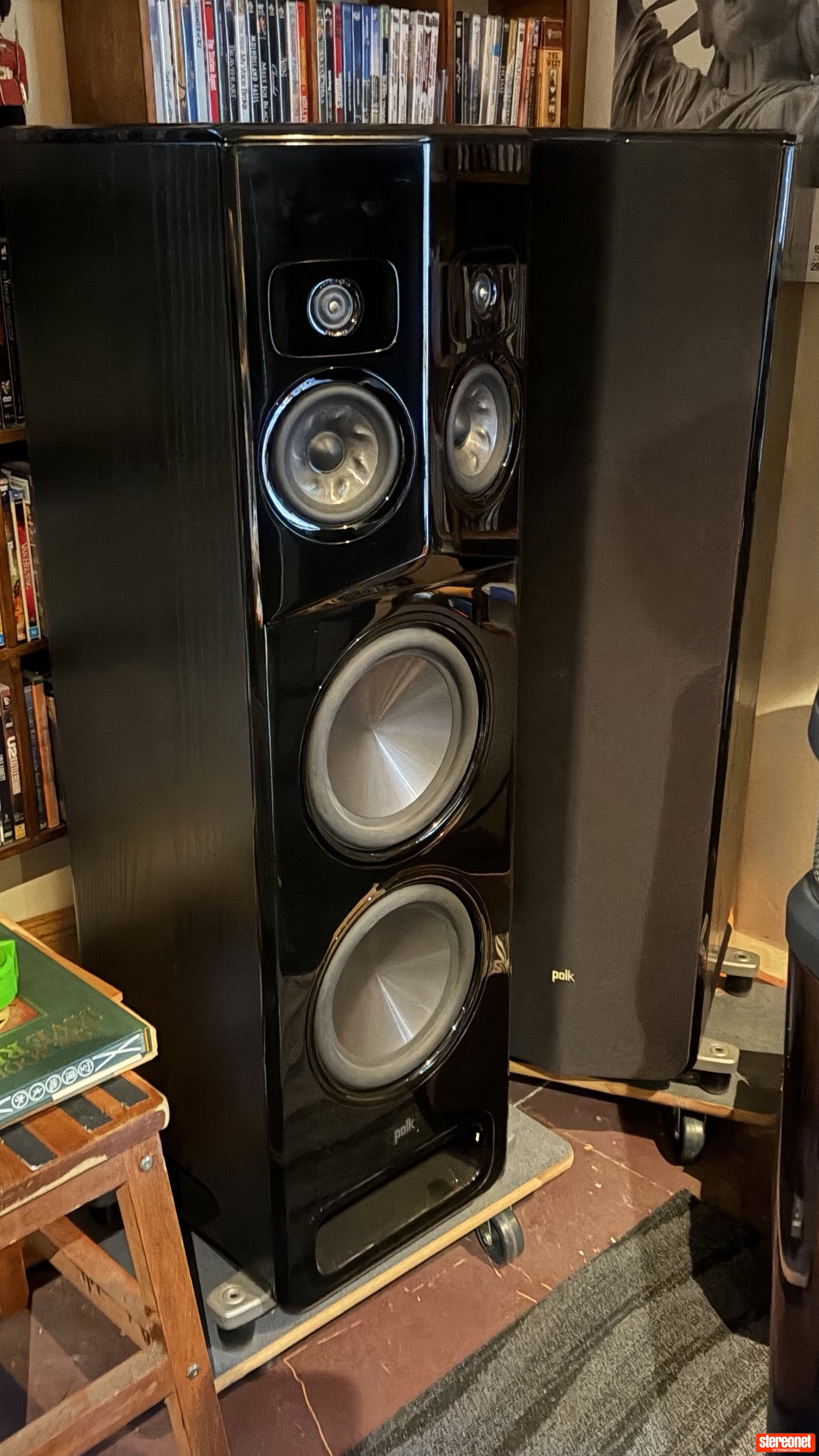 Polk Audio L800 Floorstanding Loudspeakers