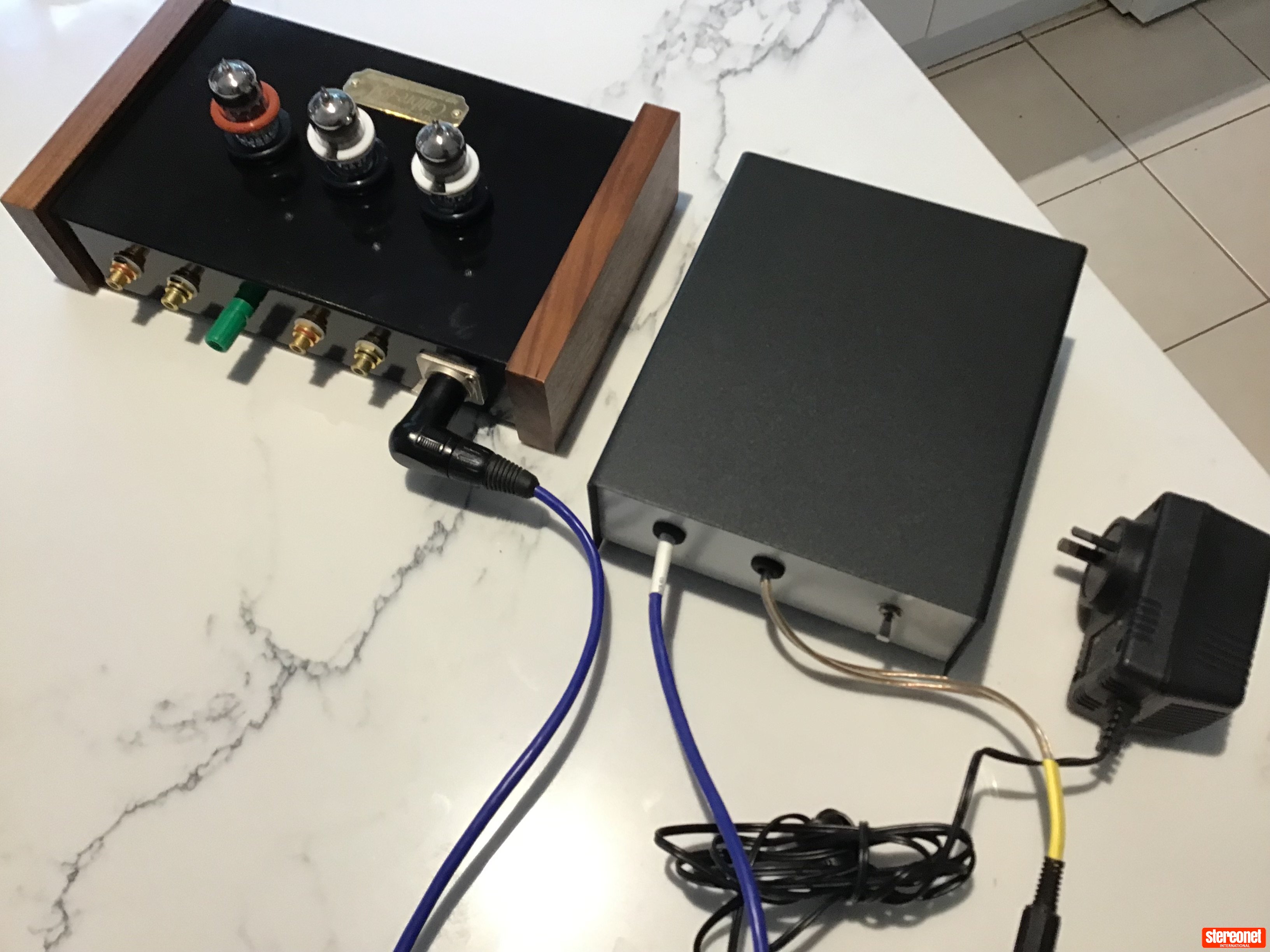 retro-thermionic Calibre 834 tube Phono Preamplifier