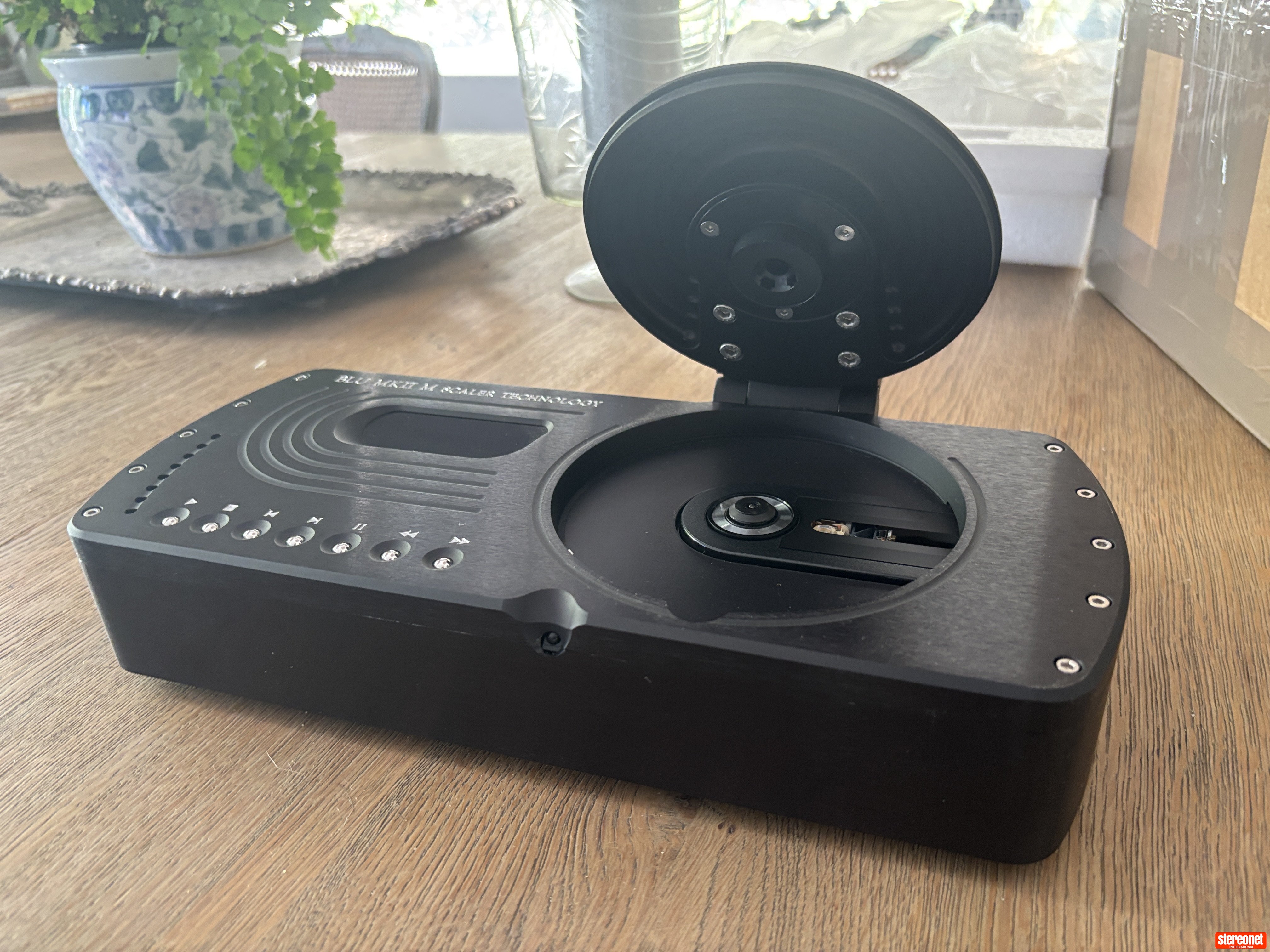 Chord Electronics Blu Mk2 plus Mscaler CD Player / DAC Combination