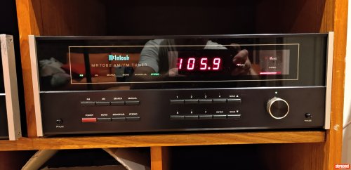 McIntosh MR7082 Tuner