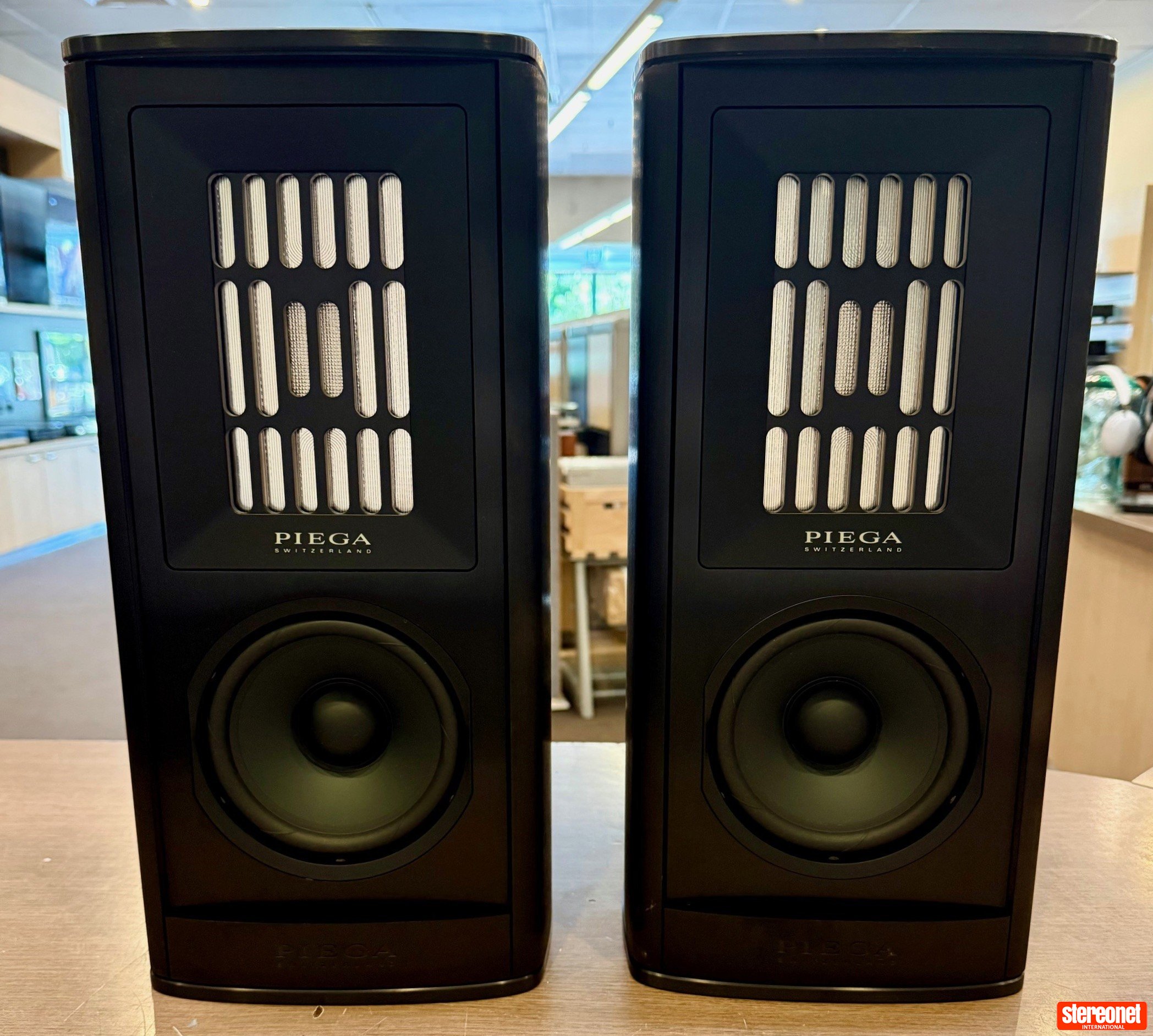 Piega Coax 411 Bookshelf Loudspeakers