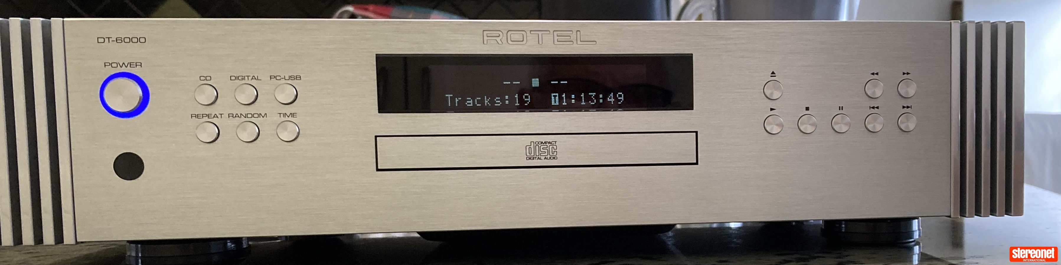 Rotel DT-6000 Transport DAC Diamond Series CD Player / DAC Combination