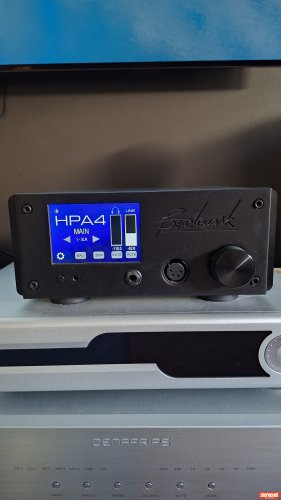 Benchmark HPA4 Headphone / Line Amplifier Pre Amplifier
