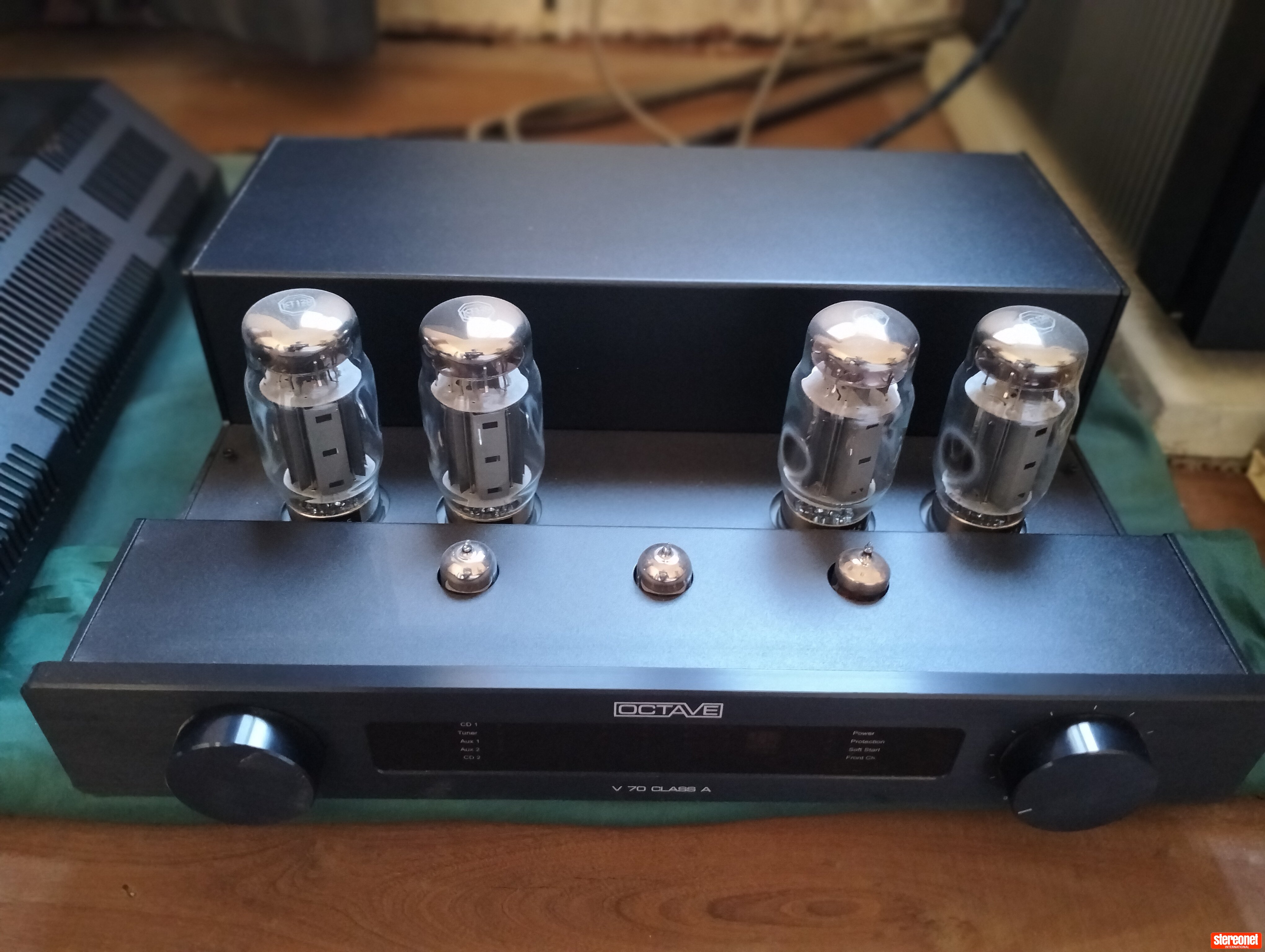 Octave Audio V70-CLASS A Integrated Amplifier (Valve)