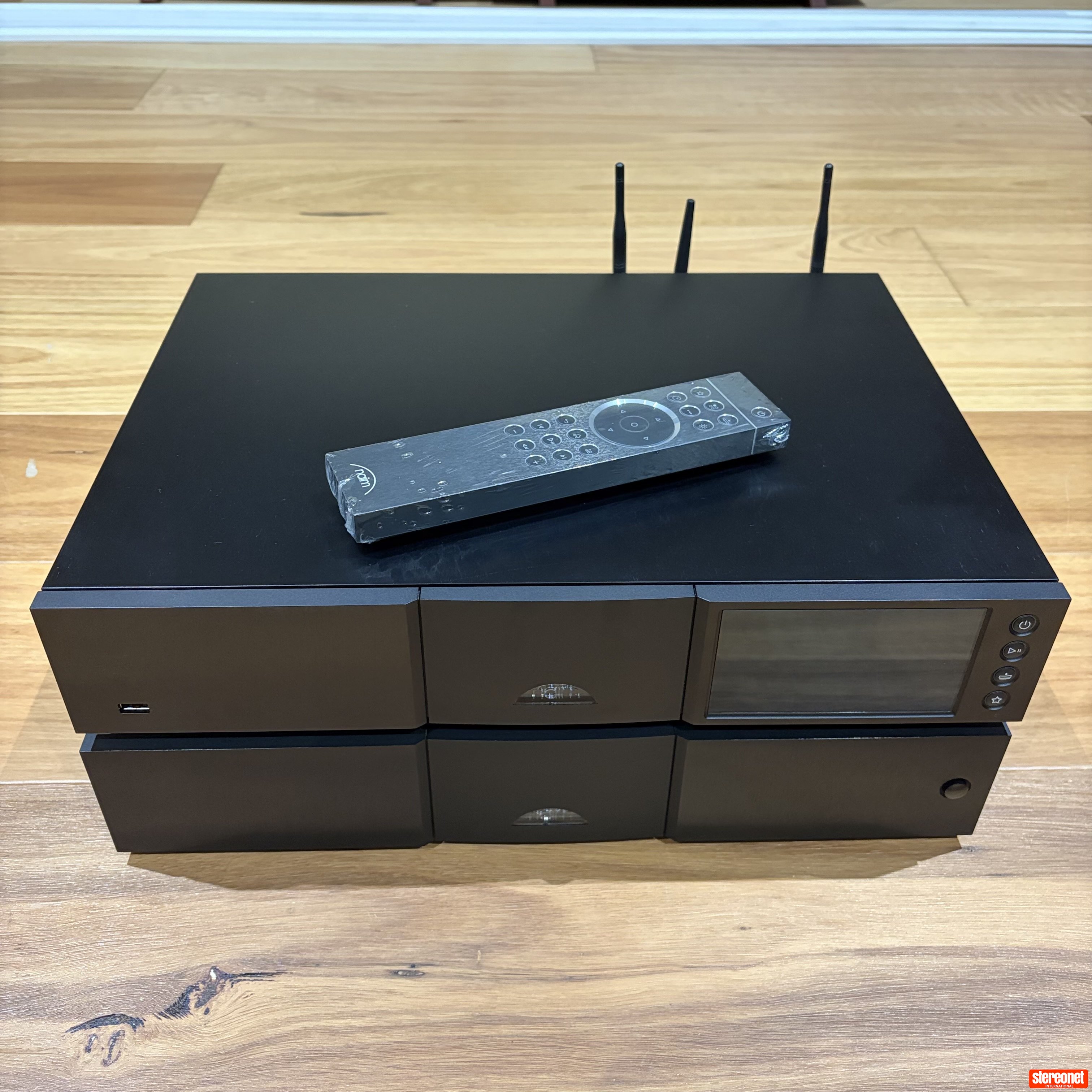 Naim Audio CD555 PS power supply plus ND555 Streamer (Music)