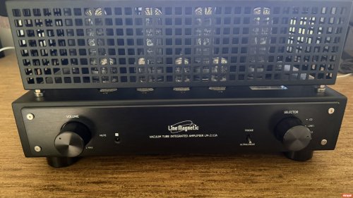 Line Magnetic Audio LM-211 IA Integrated Amplifier (Valve)