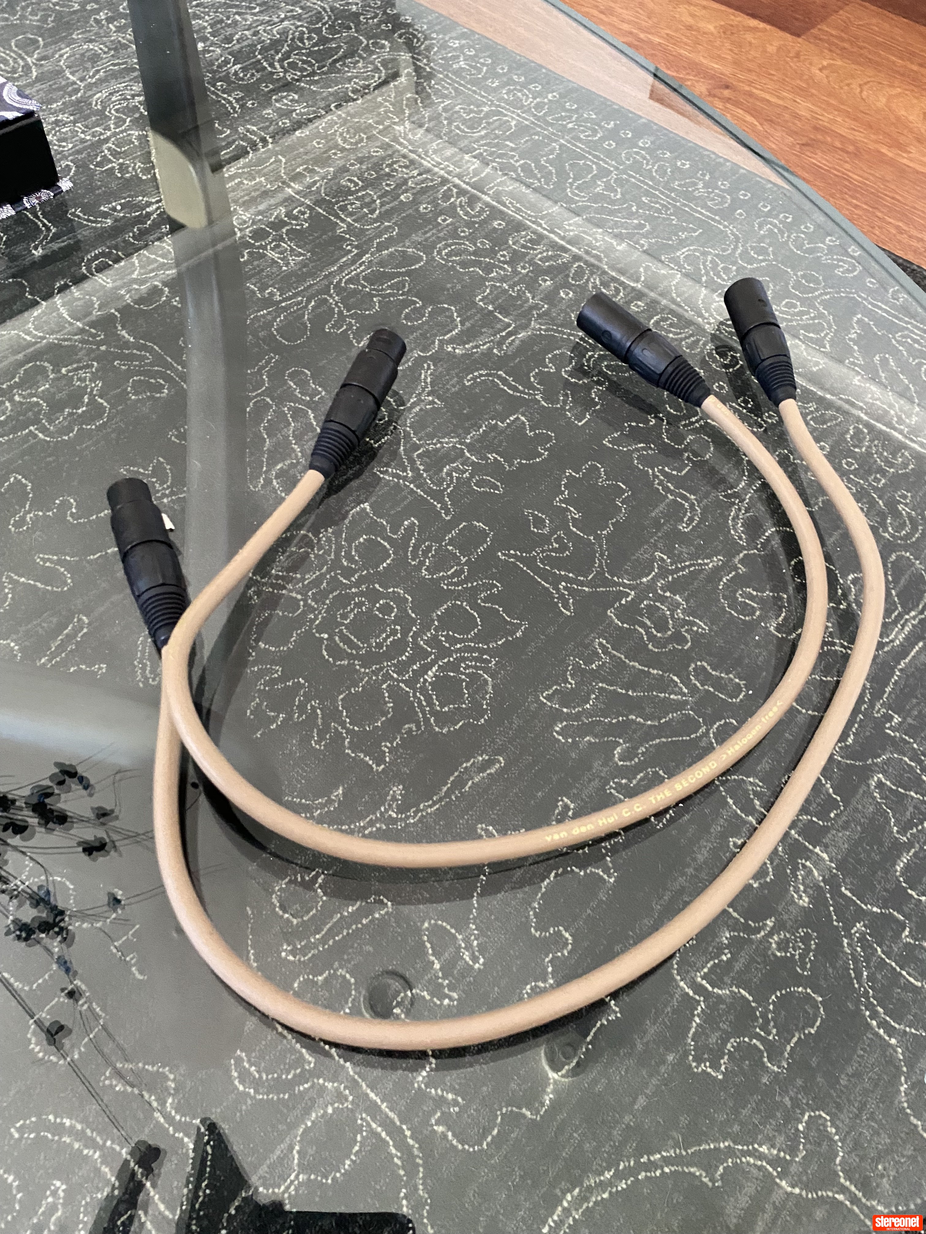 Van Den Hul The Second 0.6M XLR XLR Plugs