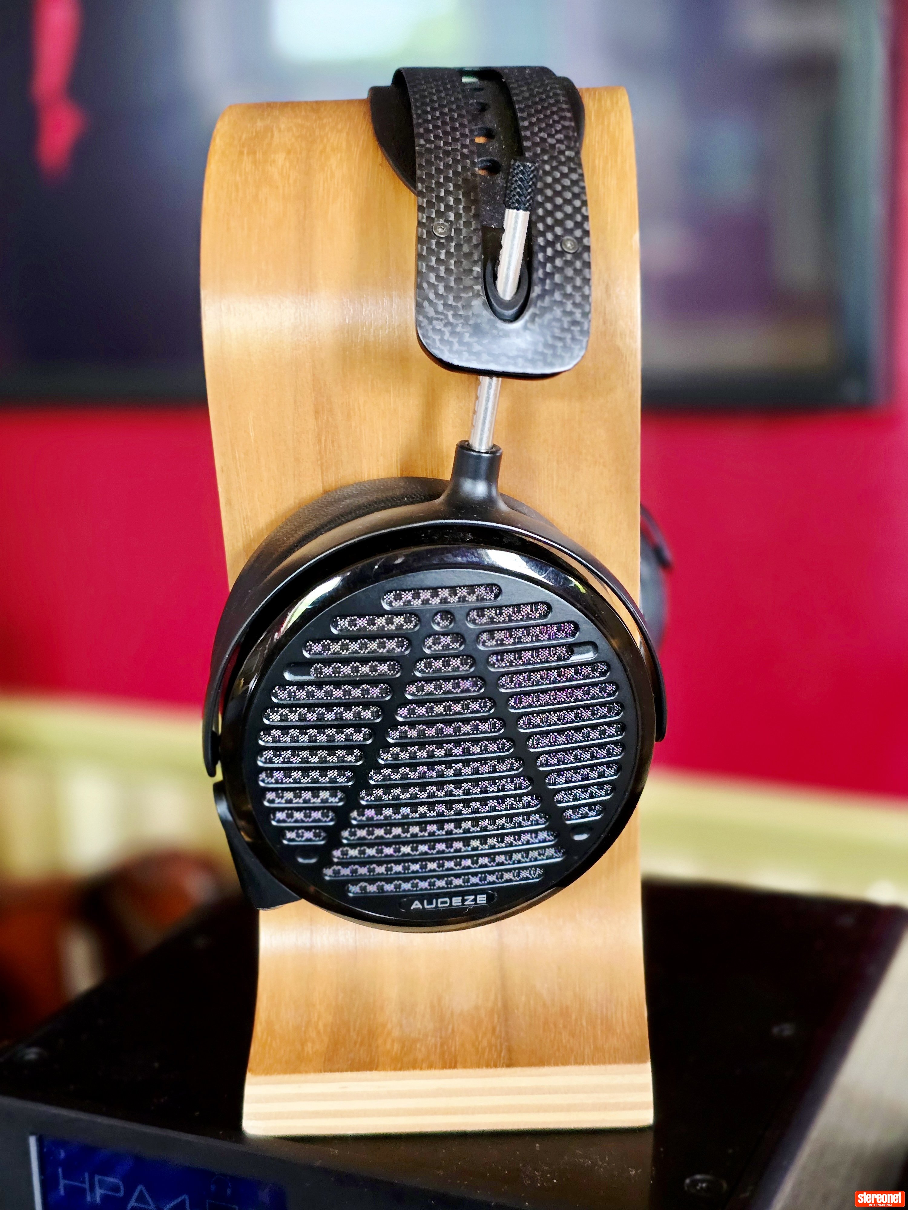 Audeze LCD5 Headphones - Over/On Ear