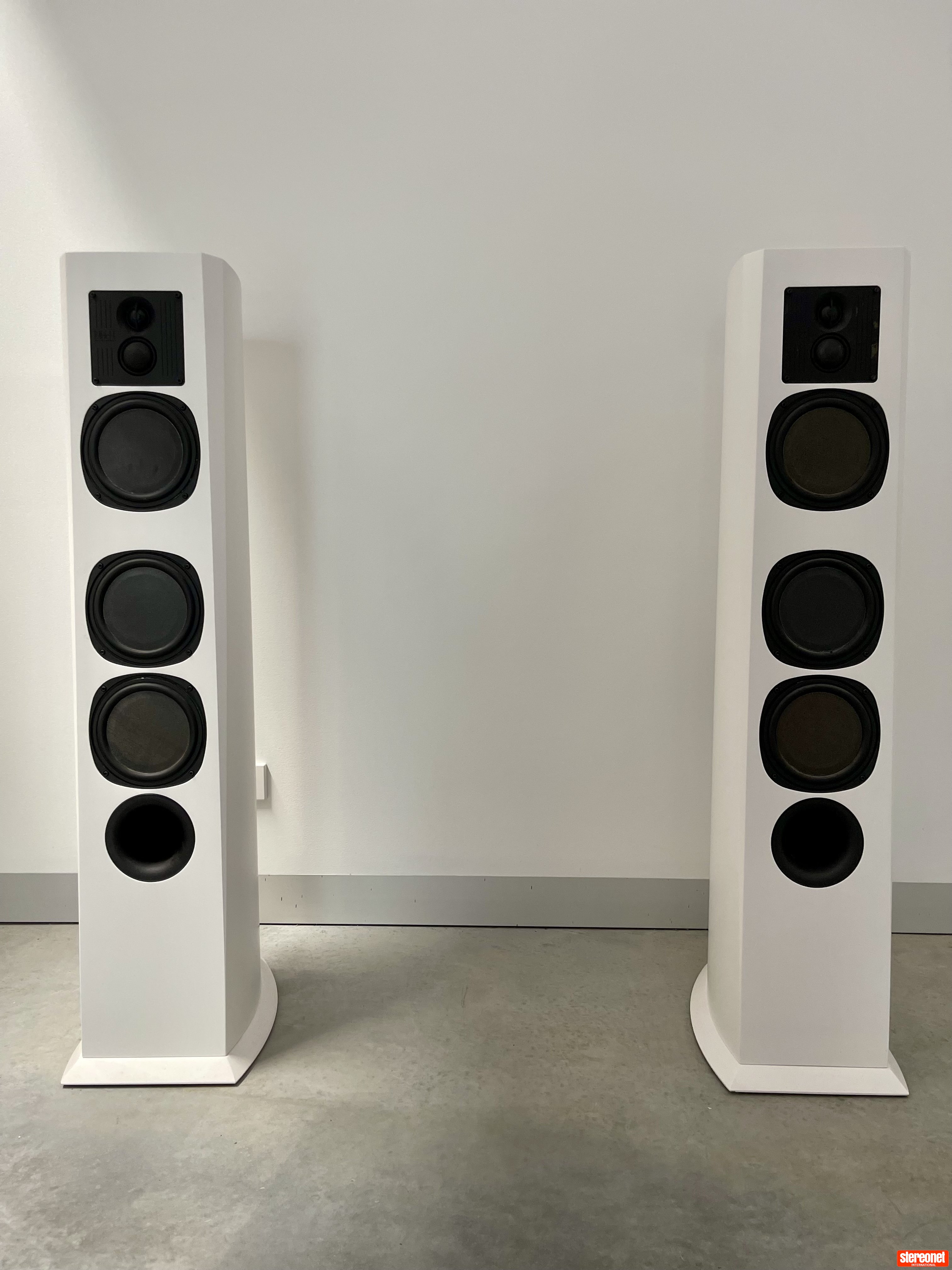 PhaseTech PC9.5 Floorstanding Loudspeakers