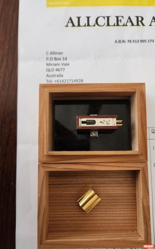 Koetsu Rosewood Phono Cartridge (MC)