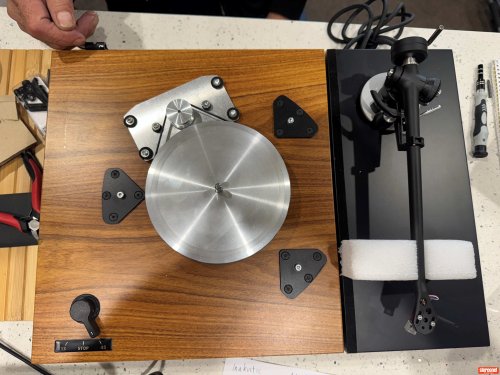 Perpetuum Ebner PE1010 Turntable and Tonearm Package