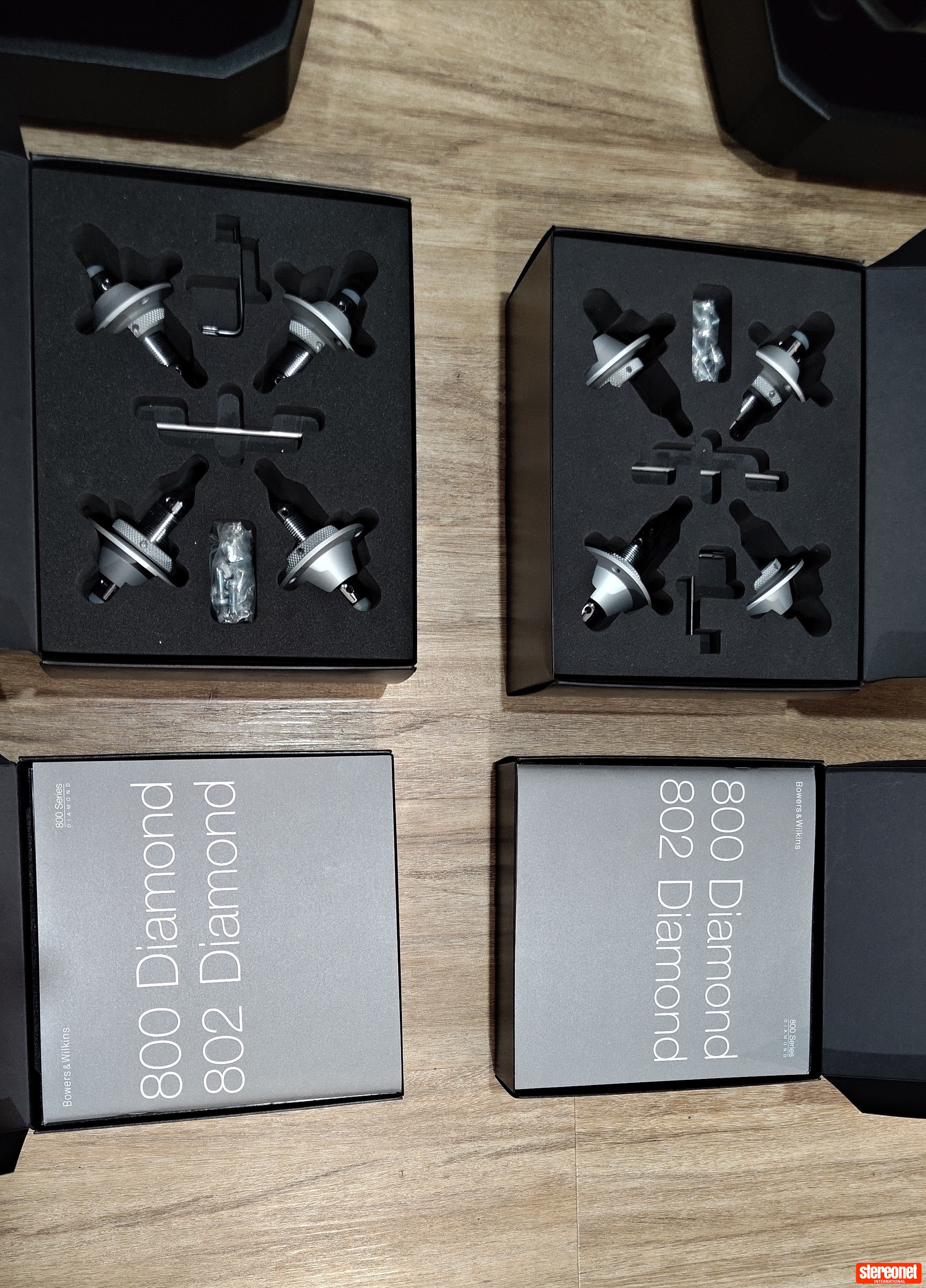 Bowers & Wilkins 802-Diamond D2 Floorstanding Loudspeakers ...