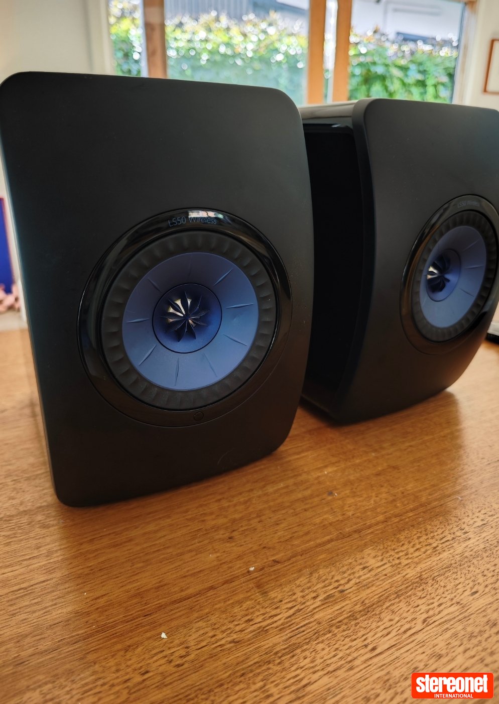 KEF Ls50 wireless Bluetooth Speaker