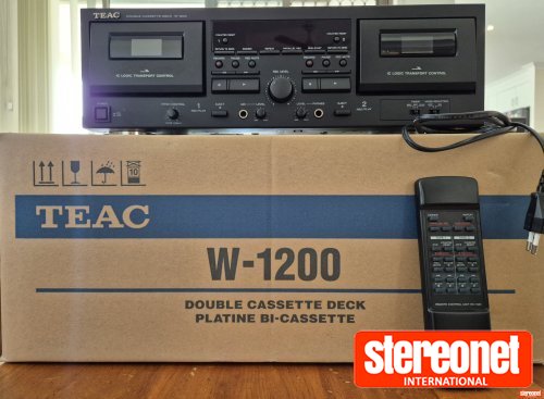TEAC W-1200 Cassette Deck