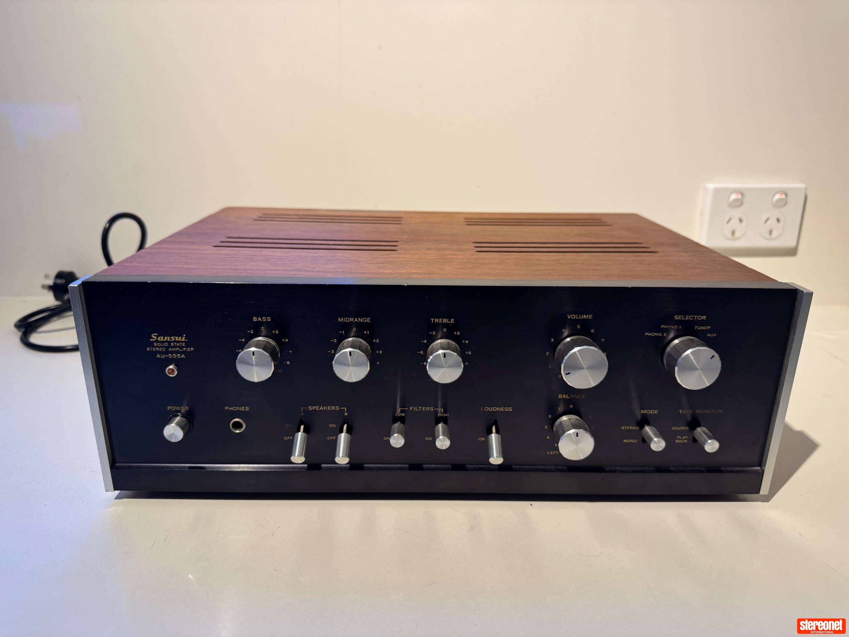 Sansui AU 555 A Integrated Amplifier (Solid State)