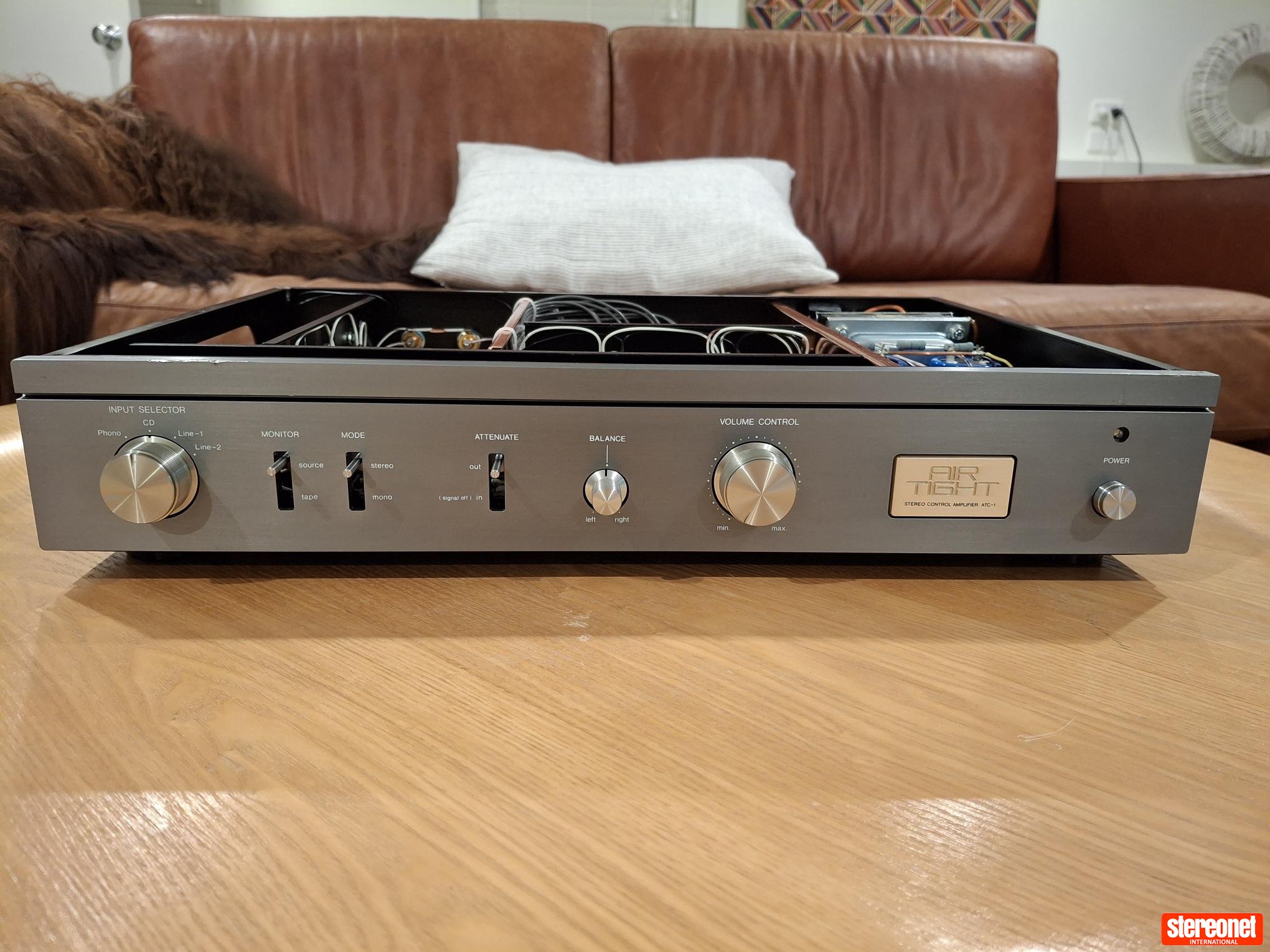 Air Tight ATC-1A Pre Amplifier