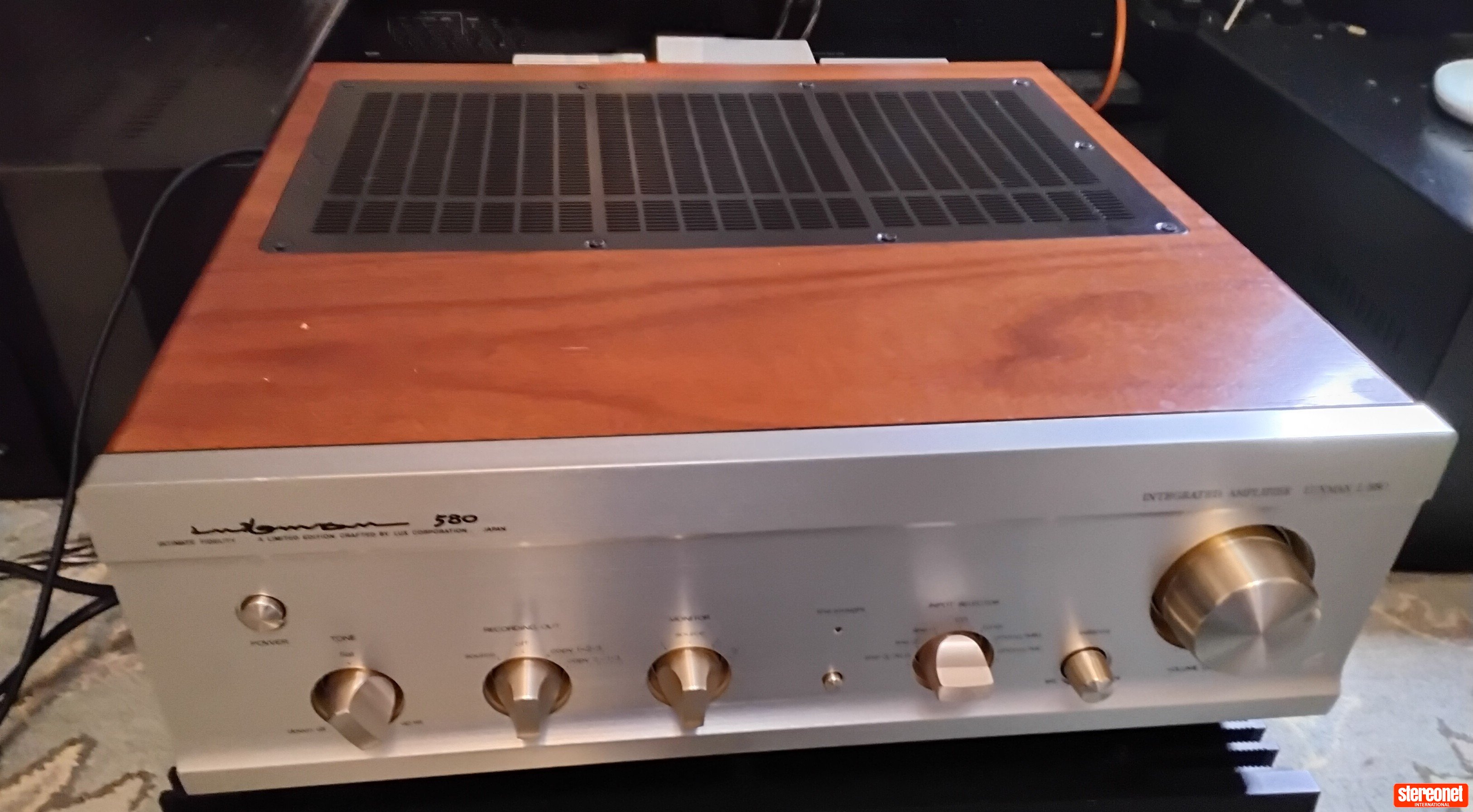 Luxman 580 integrated Integrated Amplifier (Solid State) - Power