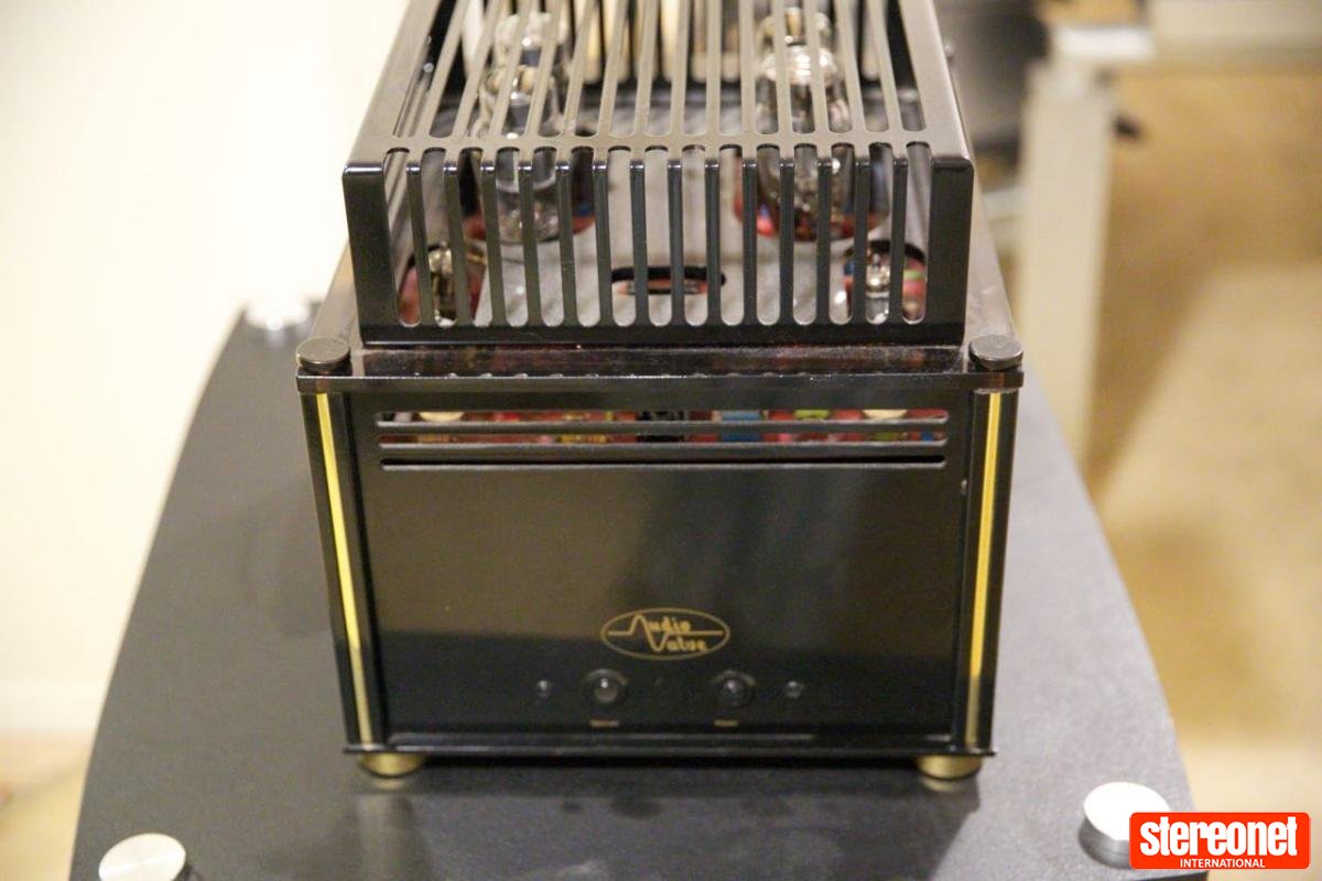 AudioValve Baldur 70 Mono Amplifiers