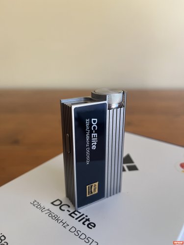 iBasso DC Elite Headphone Amplifier (with DAC)