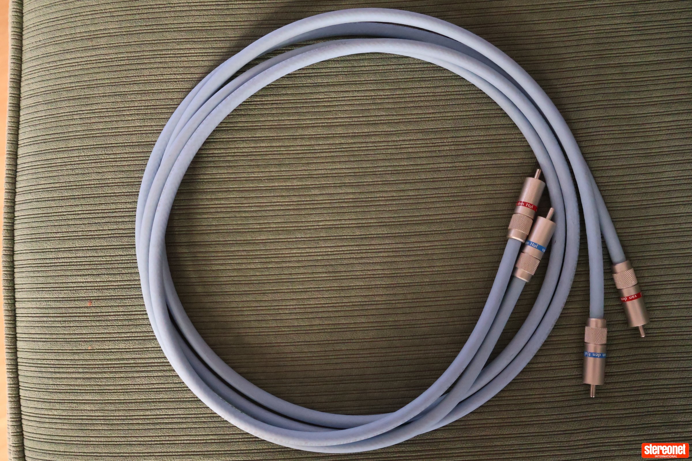 Van Den Hul The River Interconnect Cables (RCA)