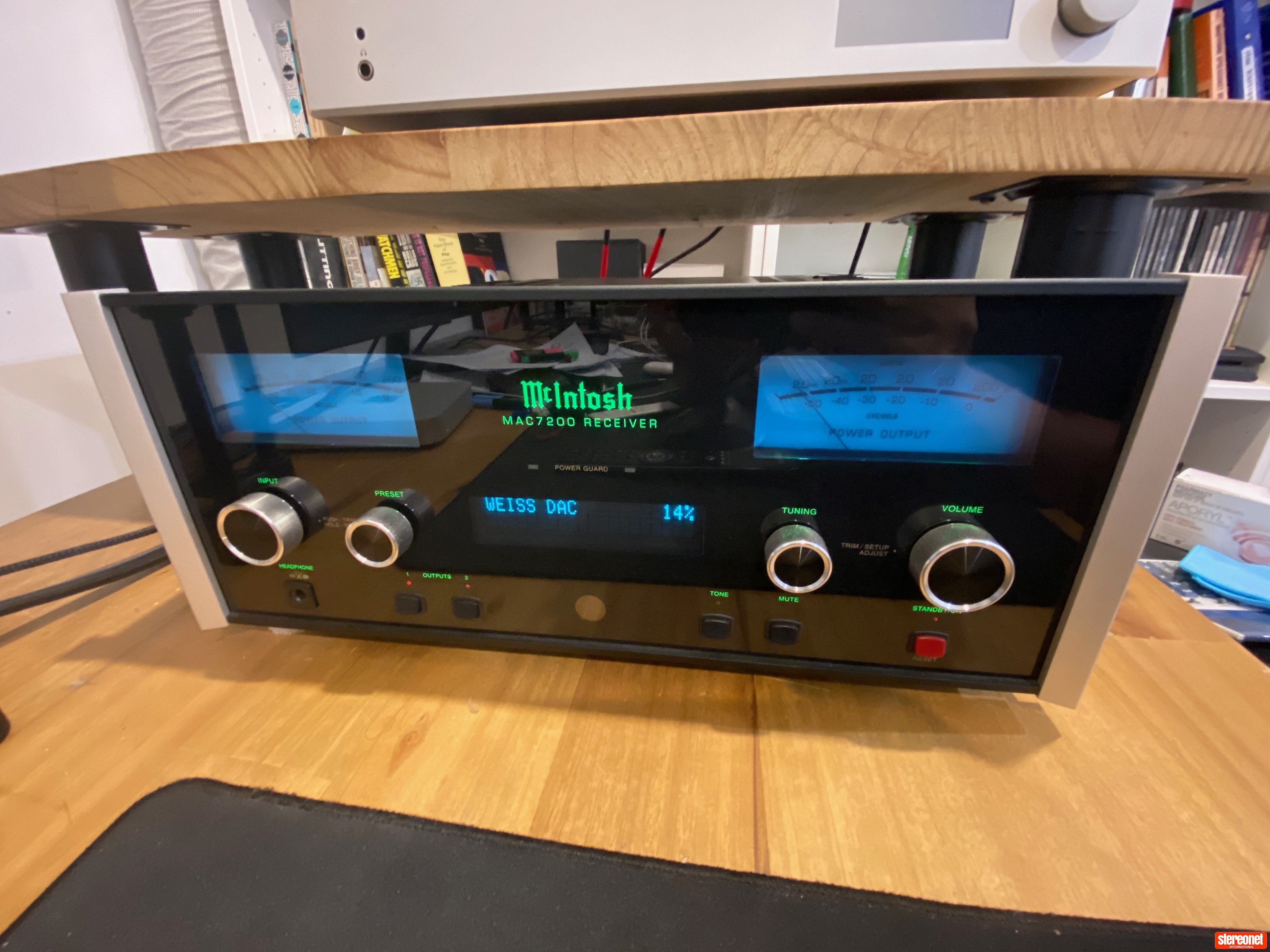 McIntosh MAC7200 Integrated Amplifier (Solid State)