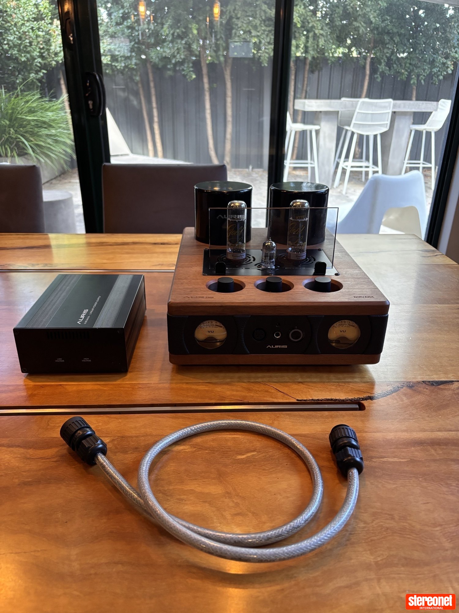 Auris Audio Nirvana II Headphone Amplifier