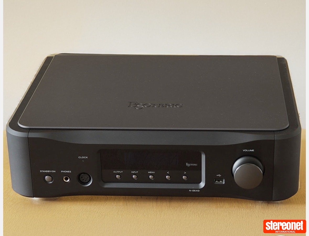 Esoteric N-05XD in black