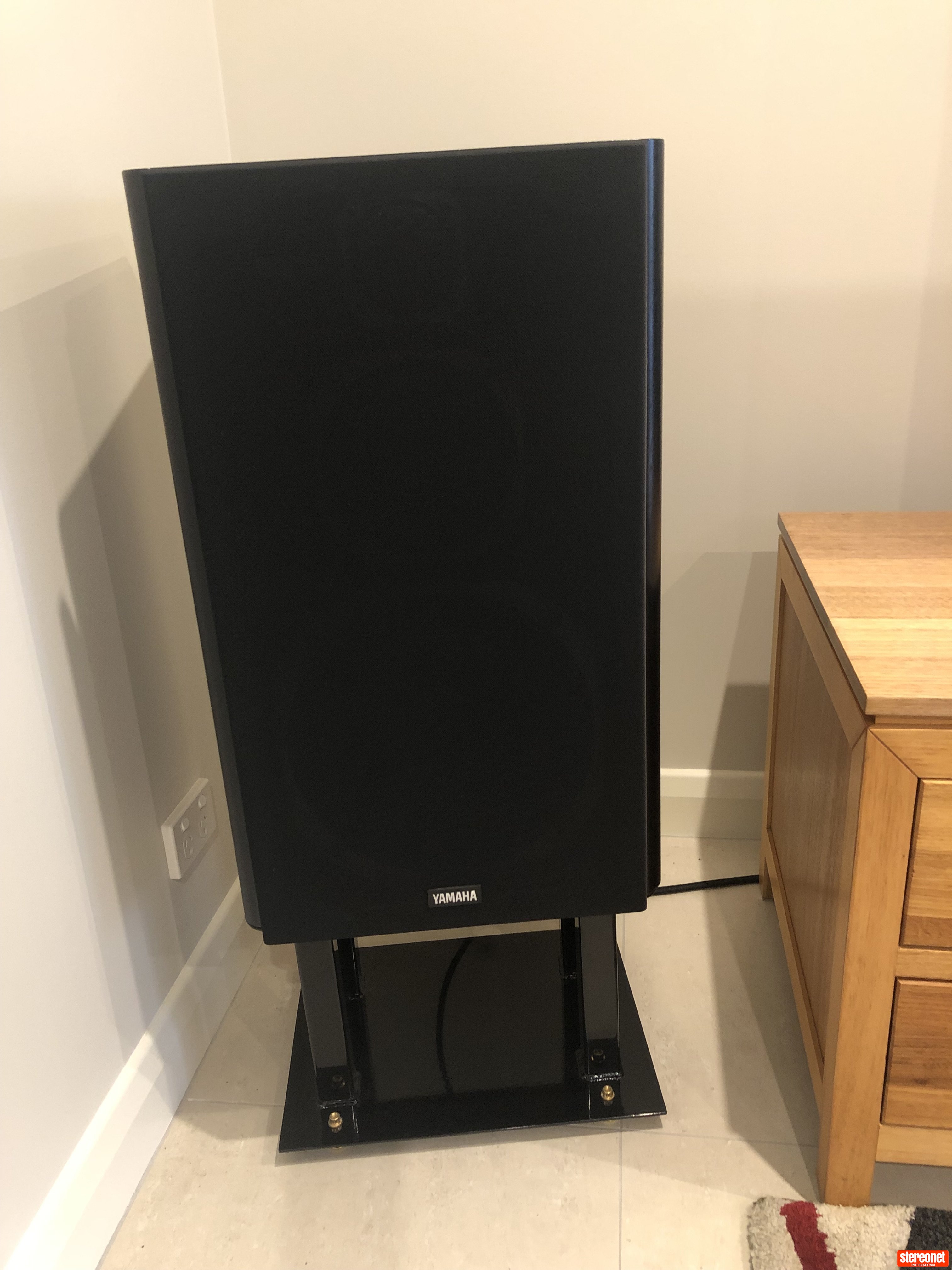 Yamaha NS-1000X Floorstanding Loudspeakers