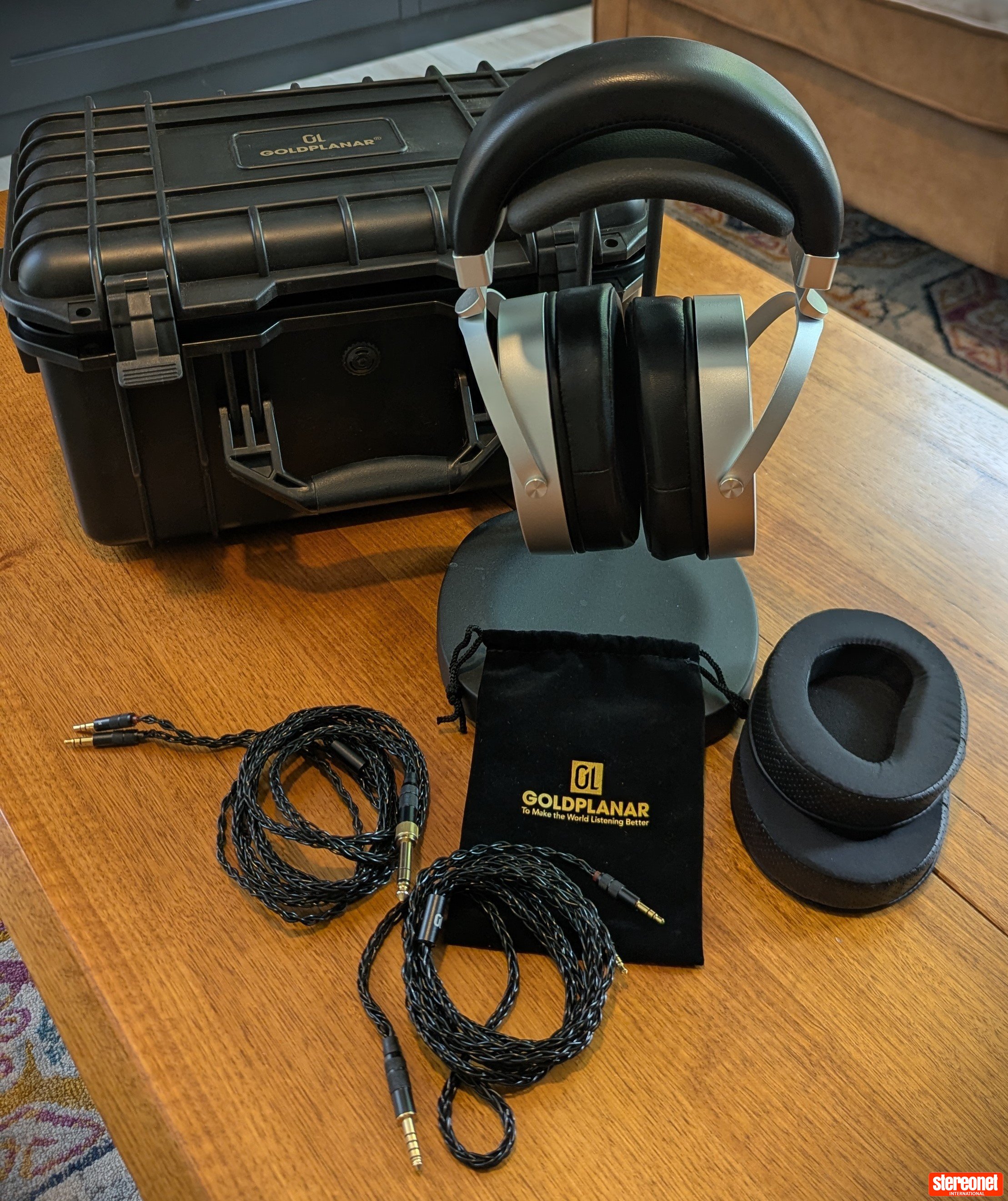 Burson Audio Playmate + Gold Planar GL2000 Headphones & Amplifier Package