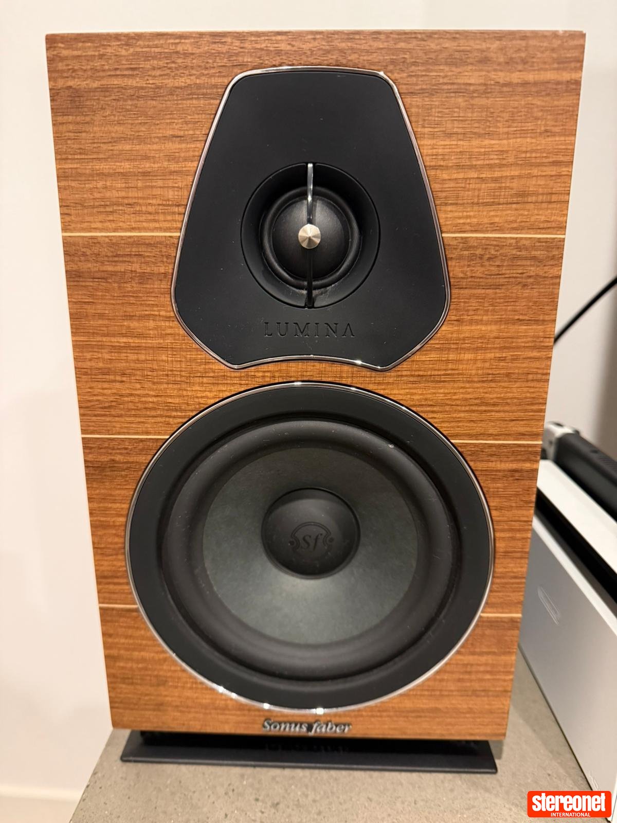 Sonus Faber Lumina II Bookshelf Loudspeakers