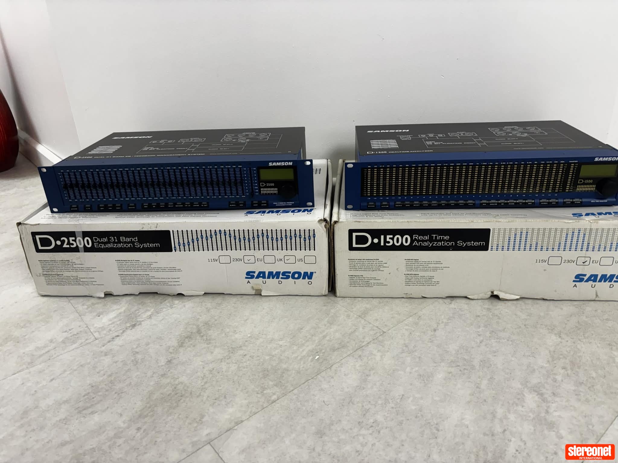 SAMSON D1500 & D2500 Real Time Analyser / EQ Audio Analyser