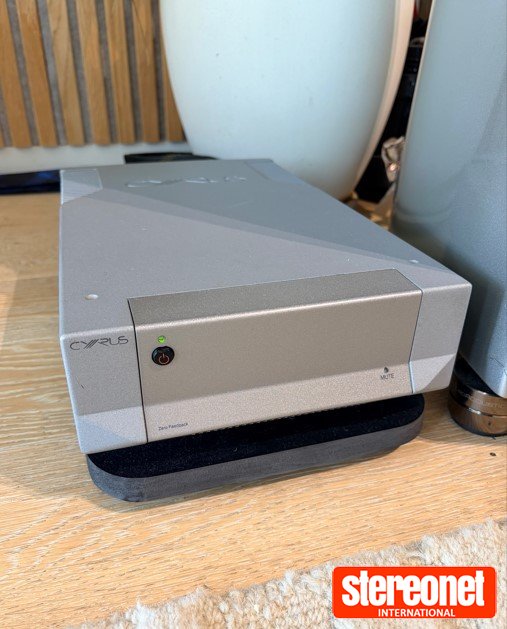 Cyrus Mono X Mono Amplifiers