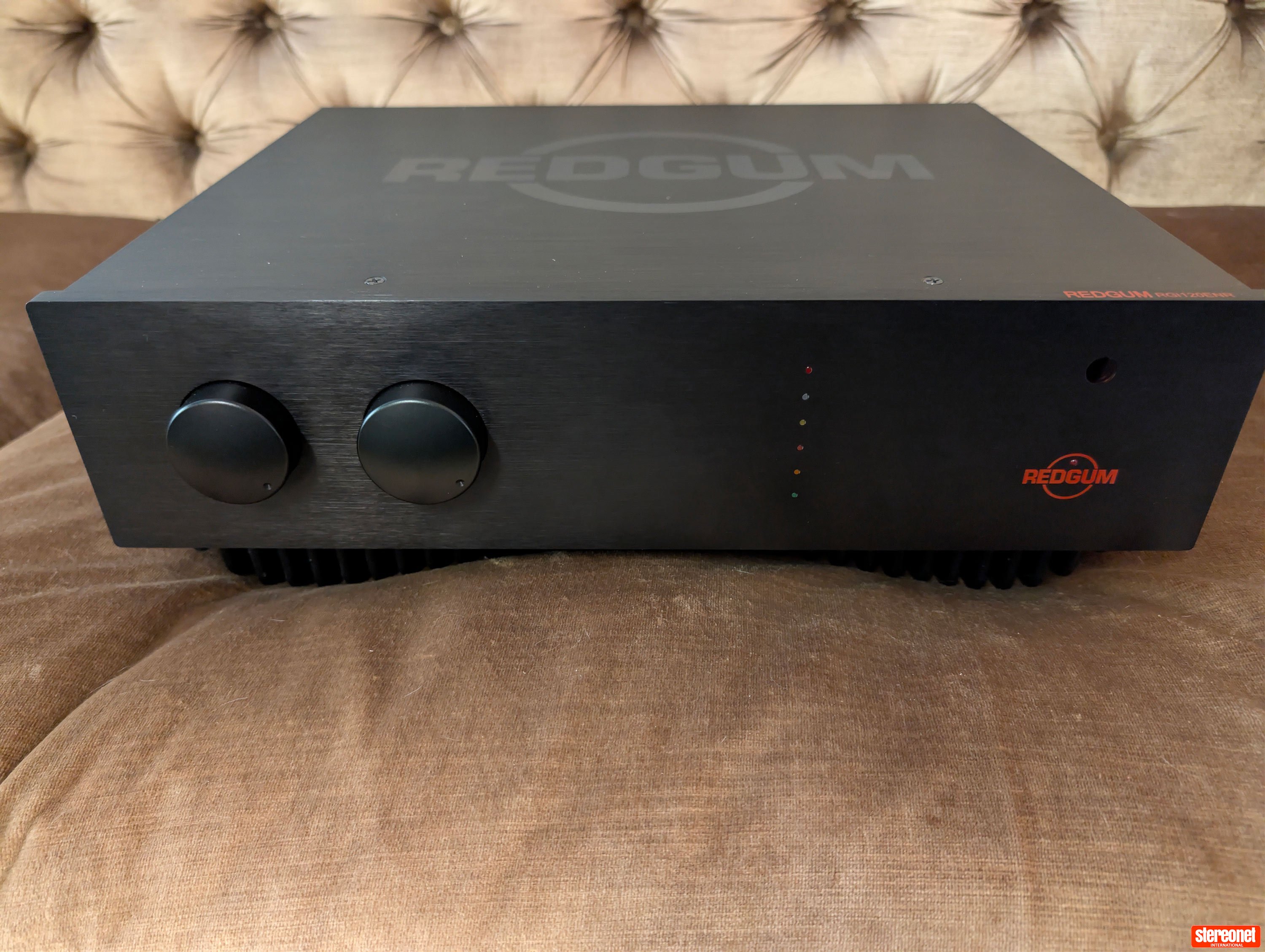 Redgum Audio RGi120ENR Integrated Amplifier (Solid State)