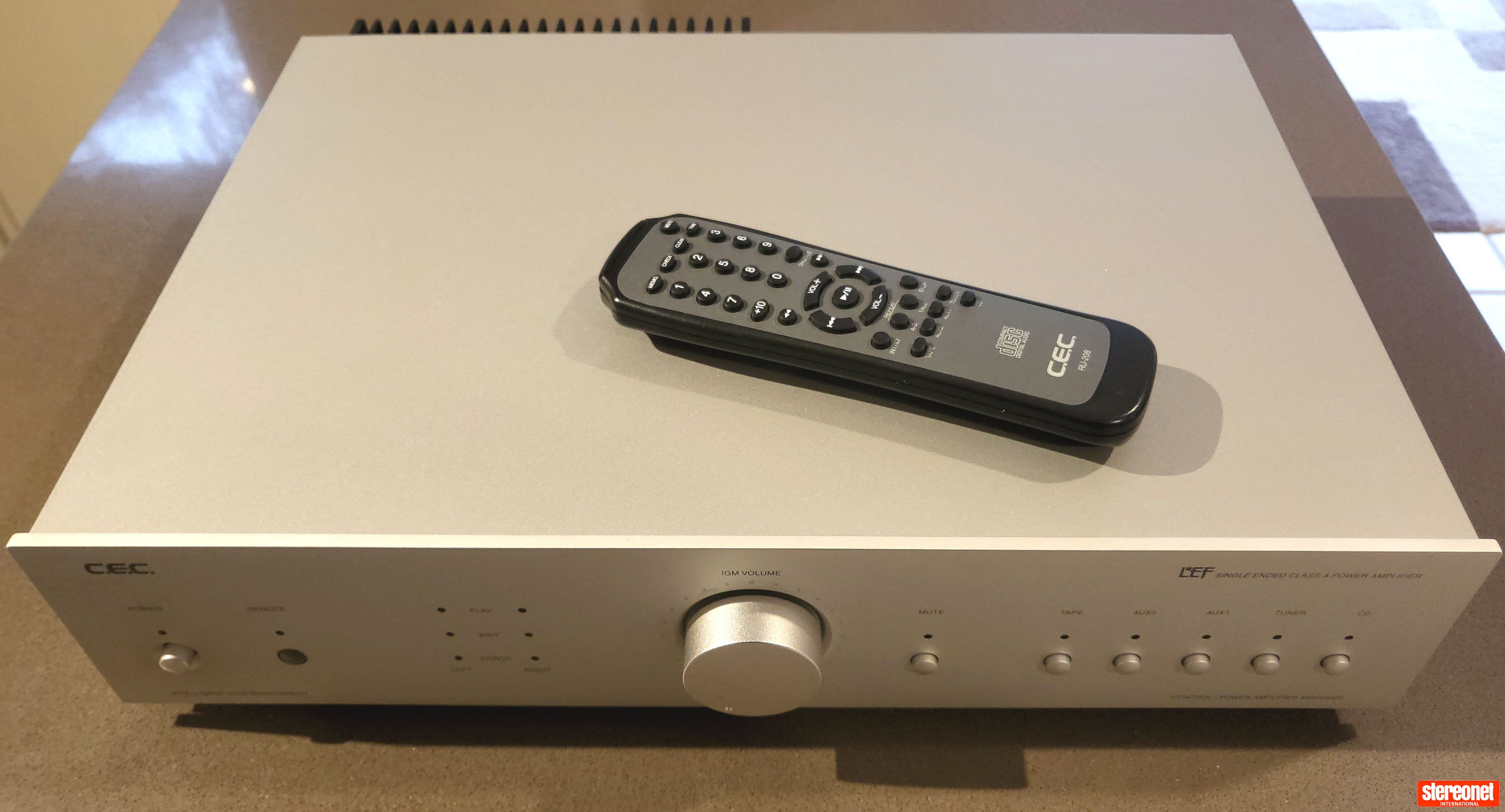 CEC AMP 3300R Integrated Amplifier (Solid State)