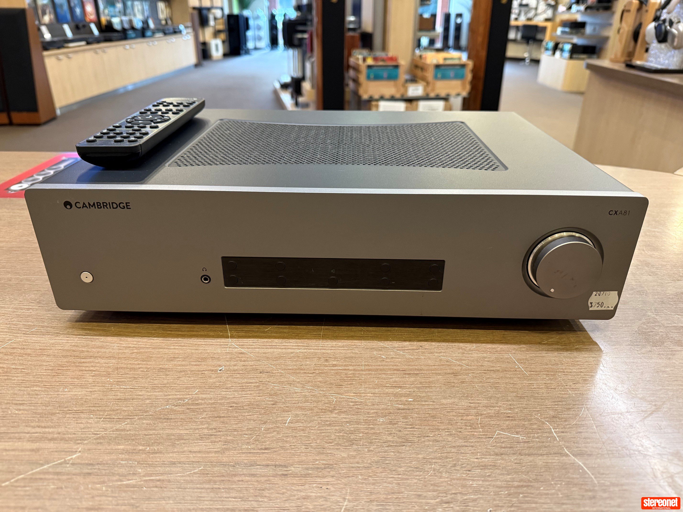 Cambridge Audio CXA81 Integrated Amplifier (Solid State)