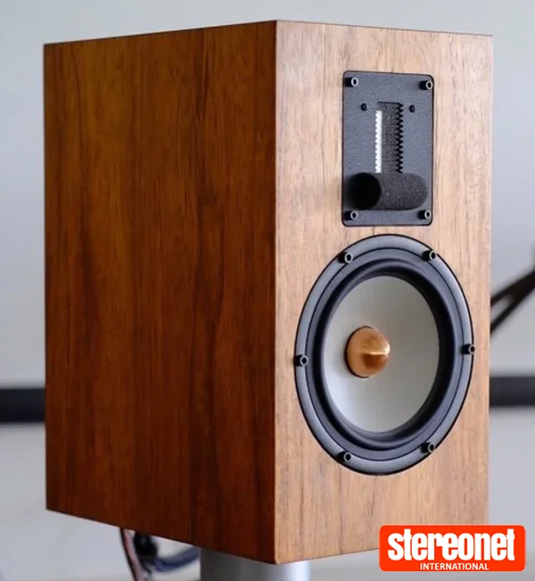 Brigadier Audio Ba2 Bookshelf Loudspeakers