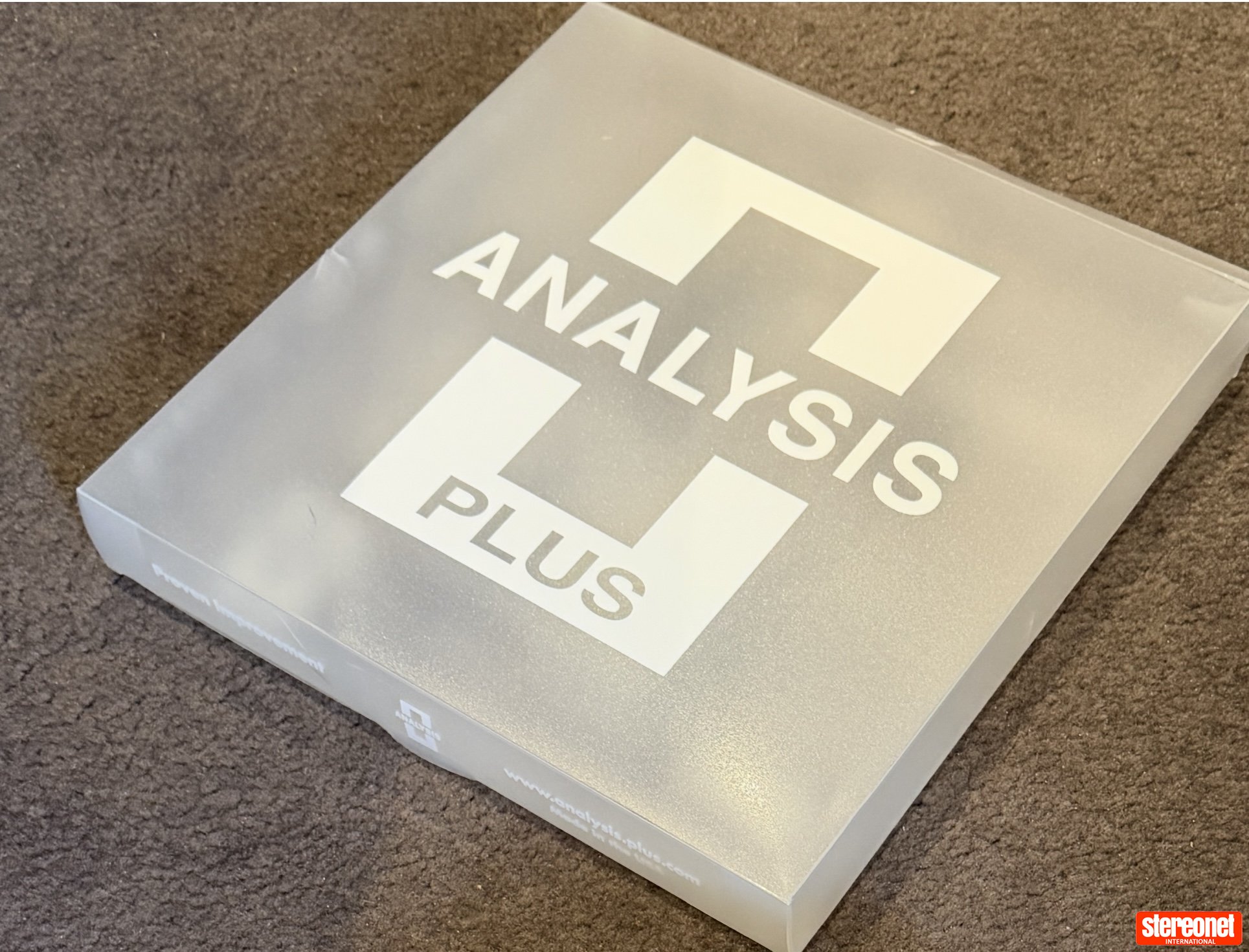 Analysis Plus Big Silver Oval Speaker Cables