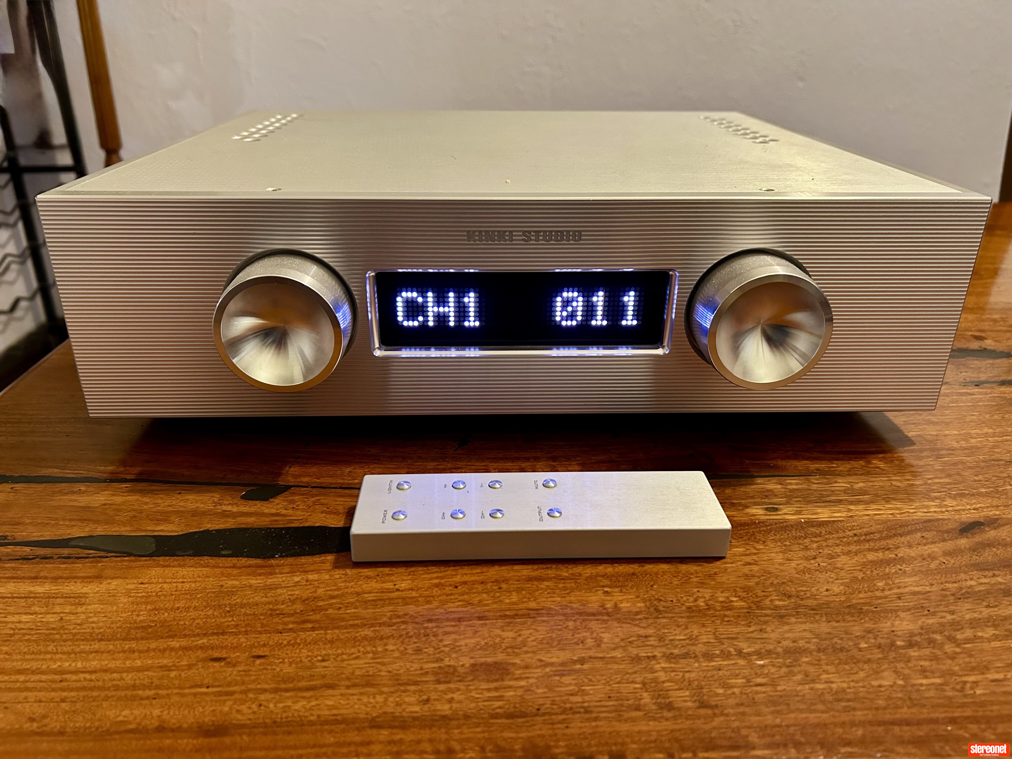 Kinki Studio EX-M1 Integrated Amplifier (Solid State)