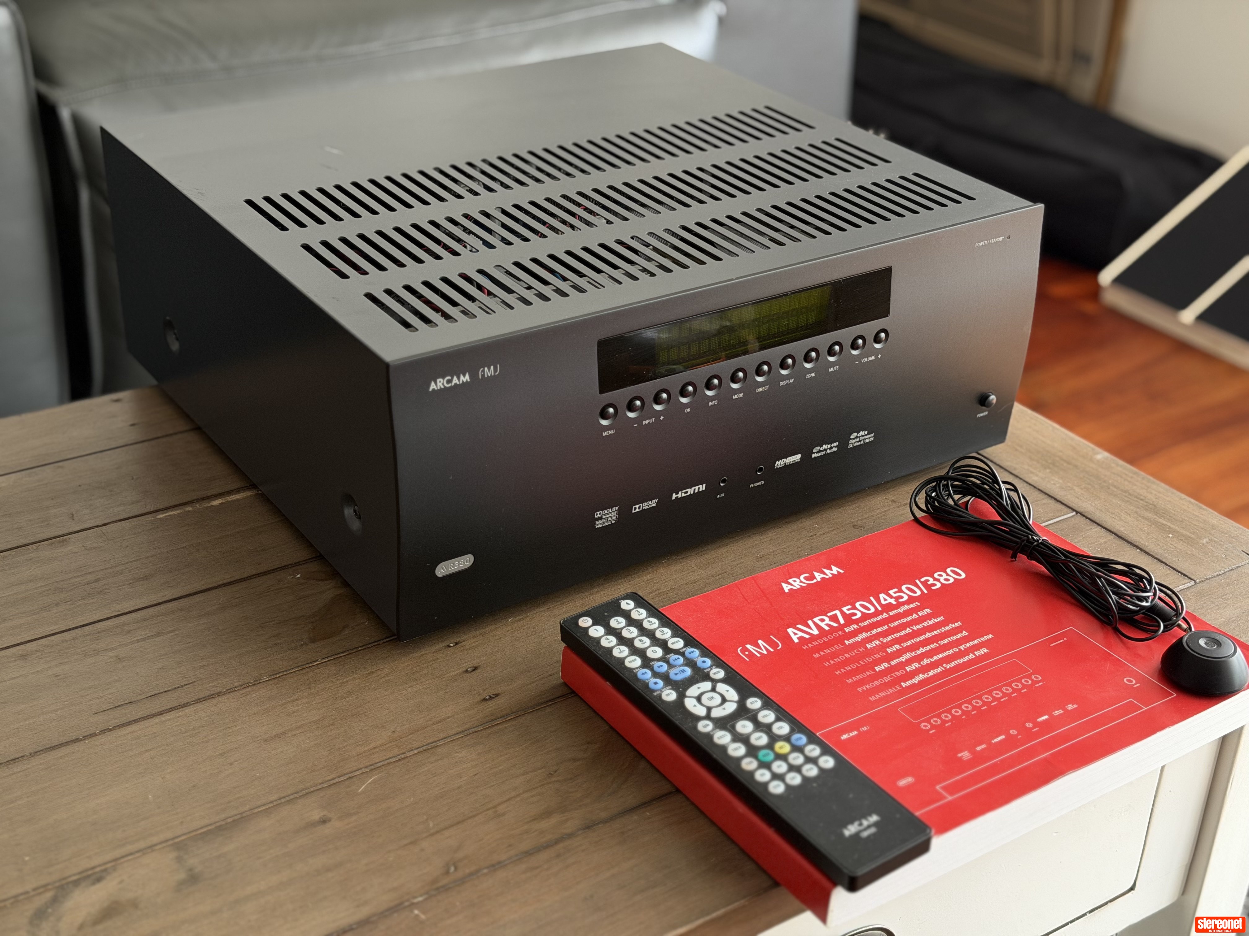 Arcam FMJ AVR380 AV Receiver