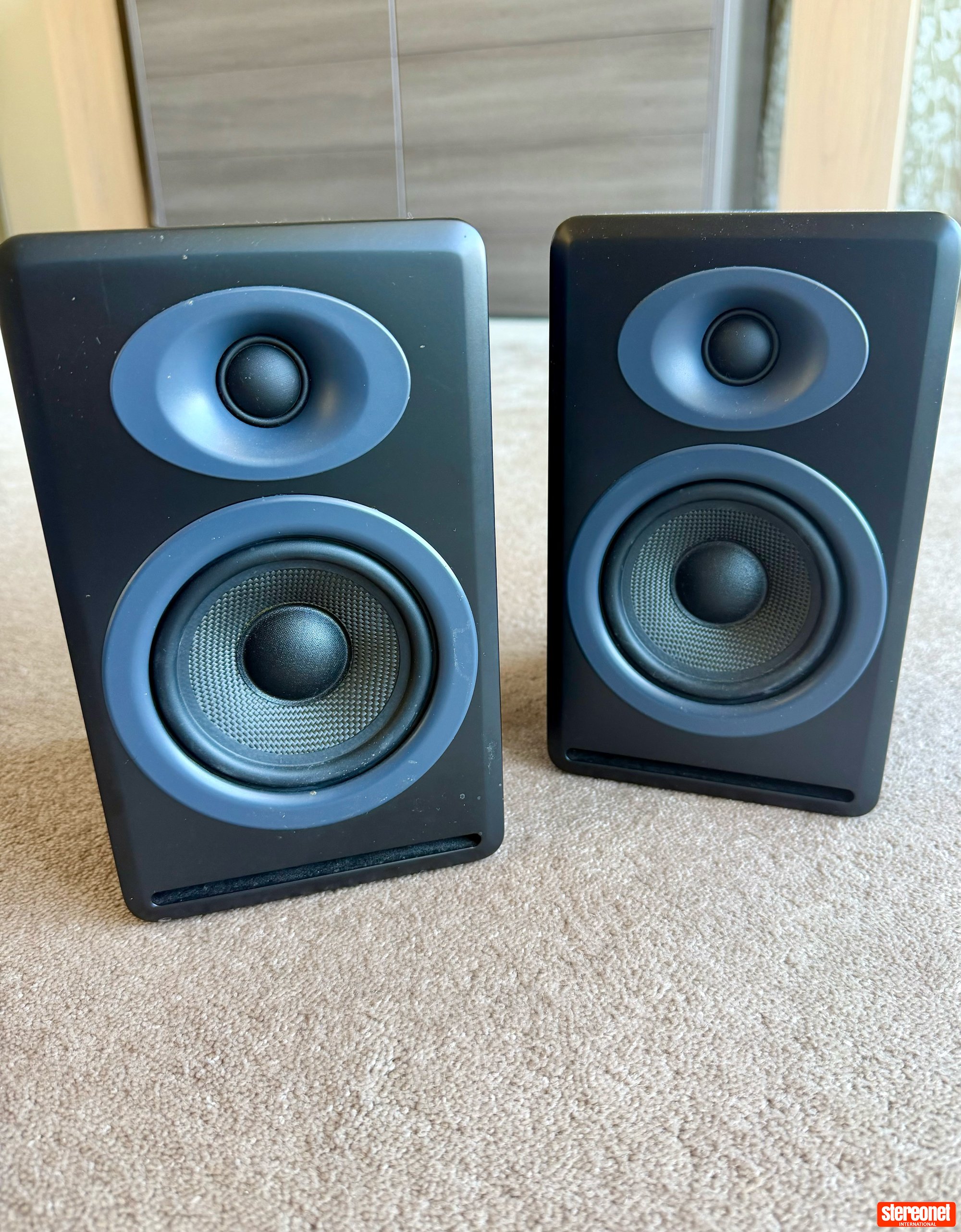 Audioengine P4 Bookshelf Loudspeakers