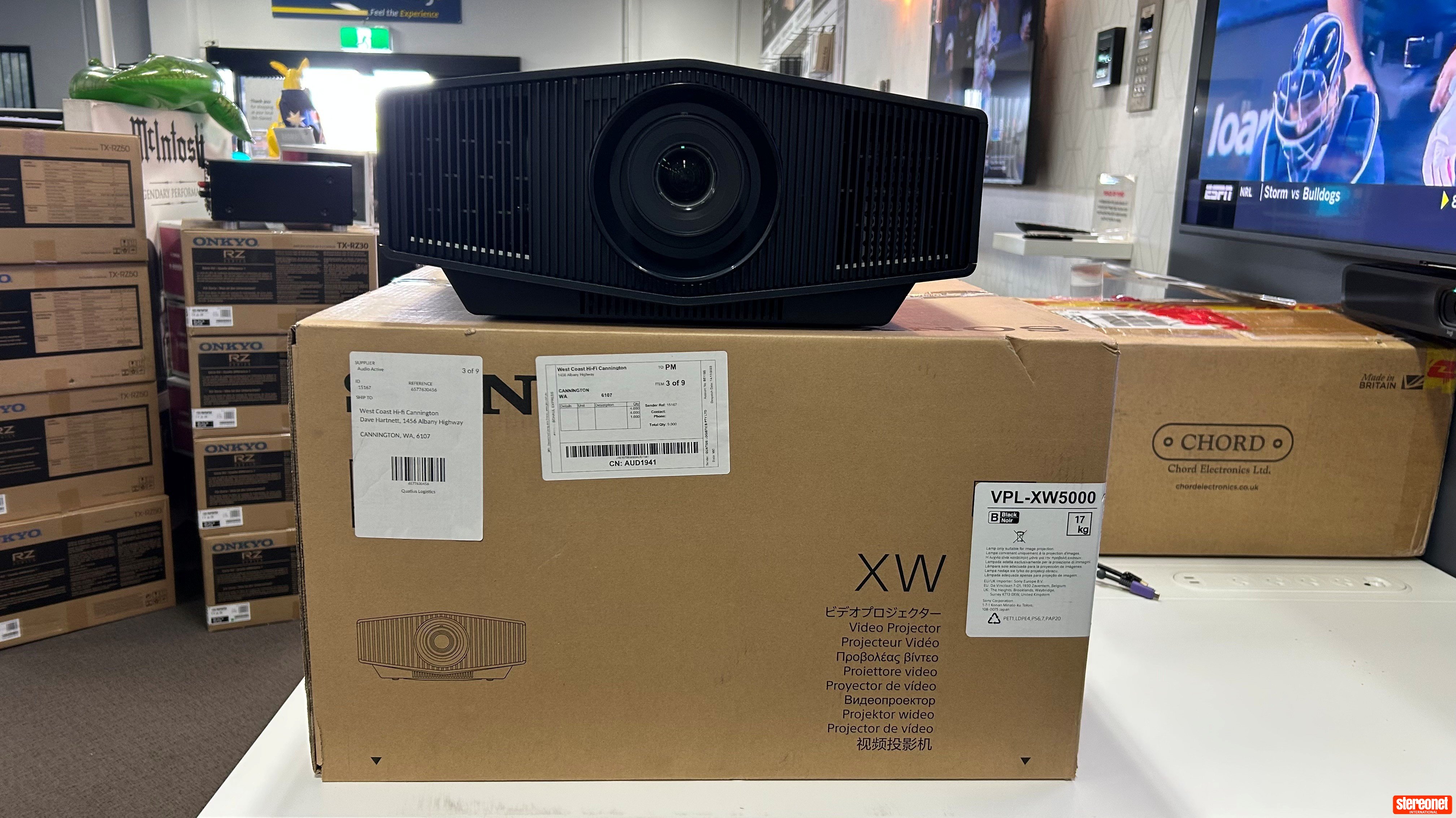 Sony VPL-XW5000ES Projector