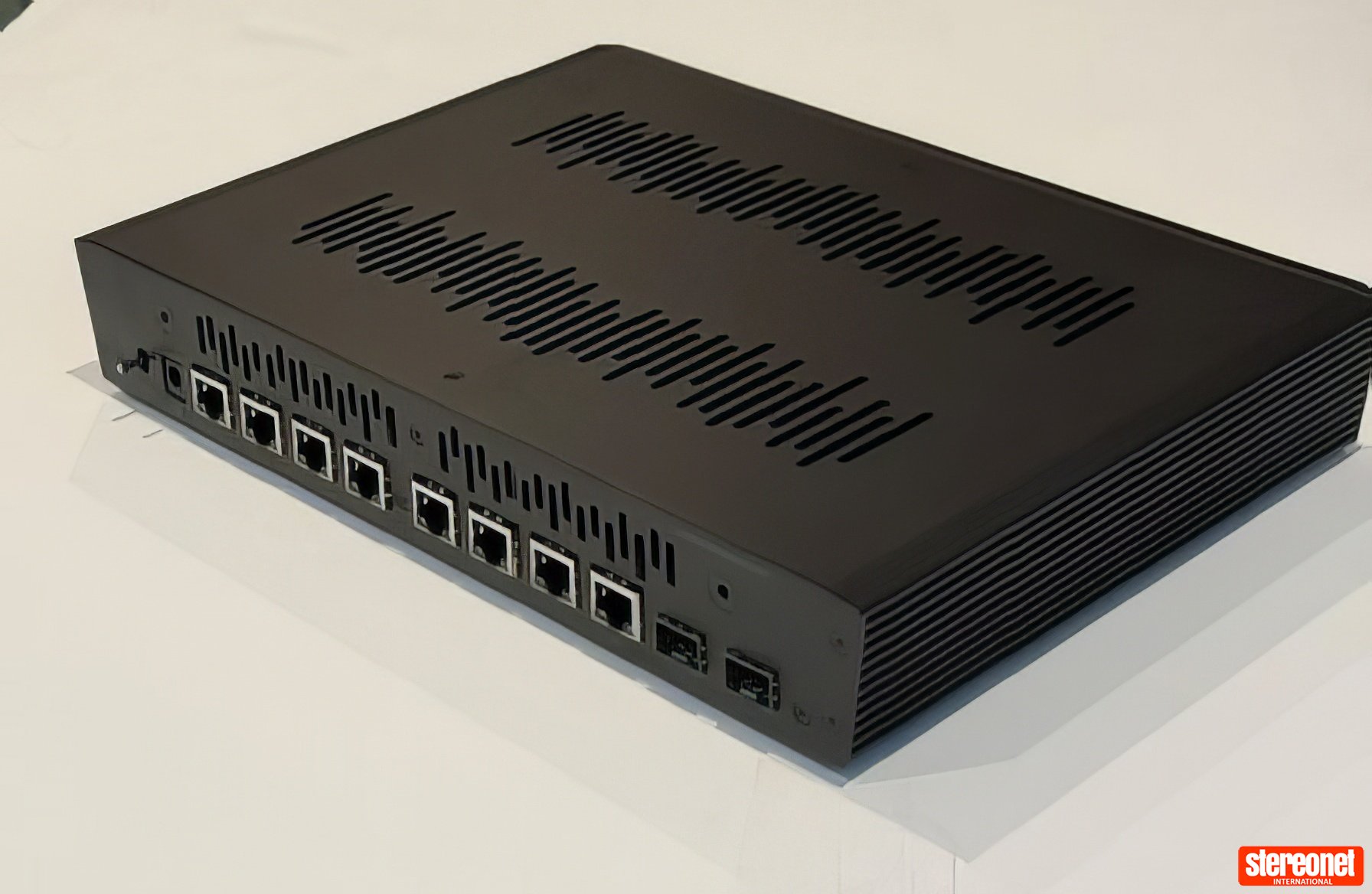 SOTM sNH-10G with sCLK-EX Network Switch