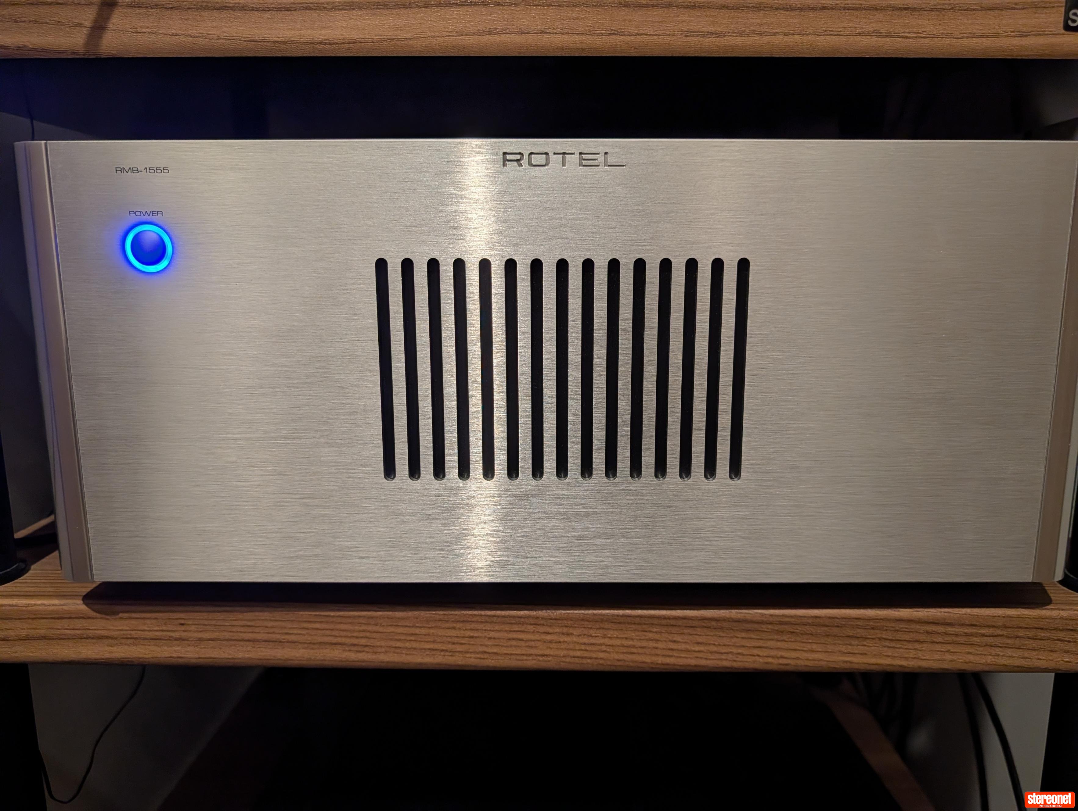 Rotel RMB-1555 5 Channel Amplifier