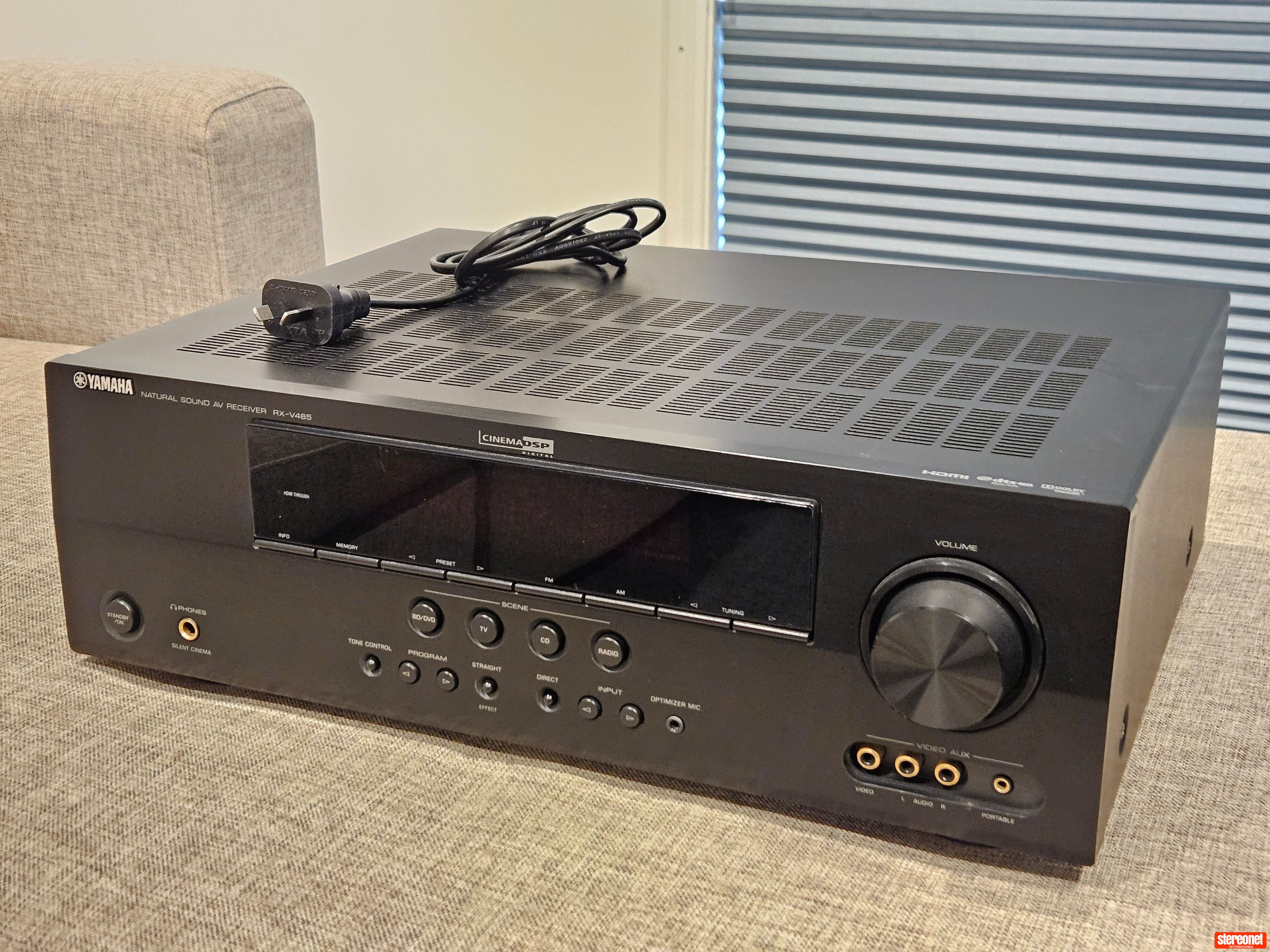 Yamaha RX-V465 AV Receiver